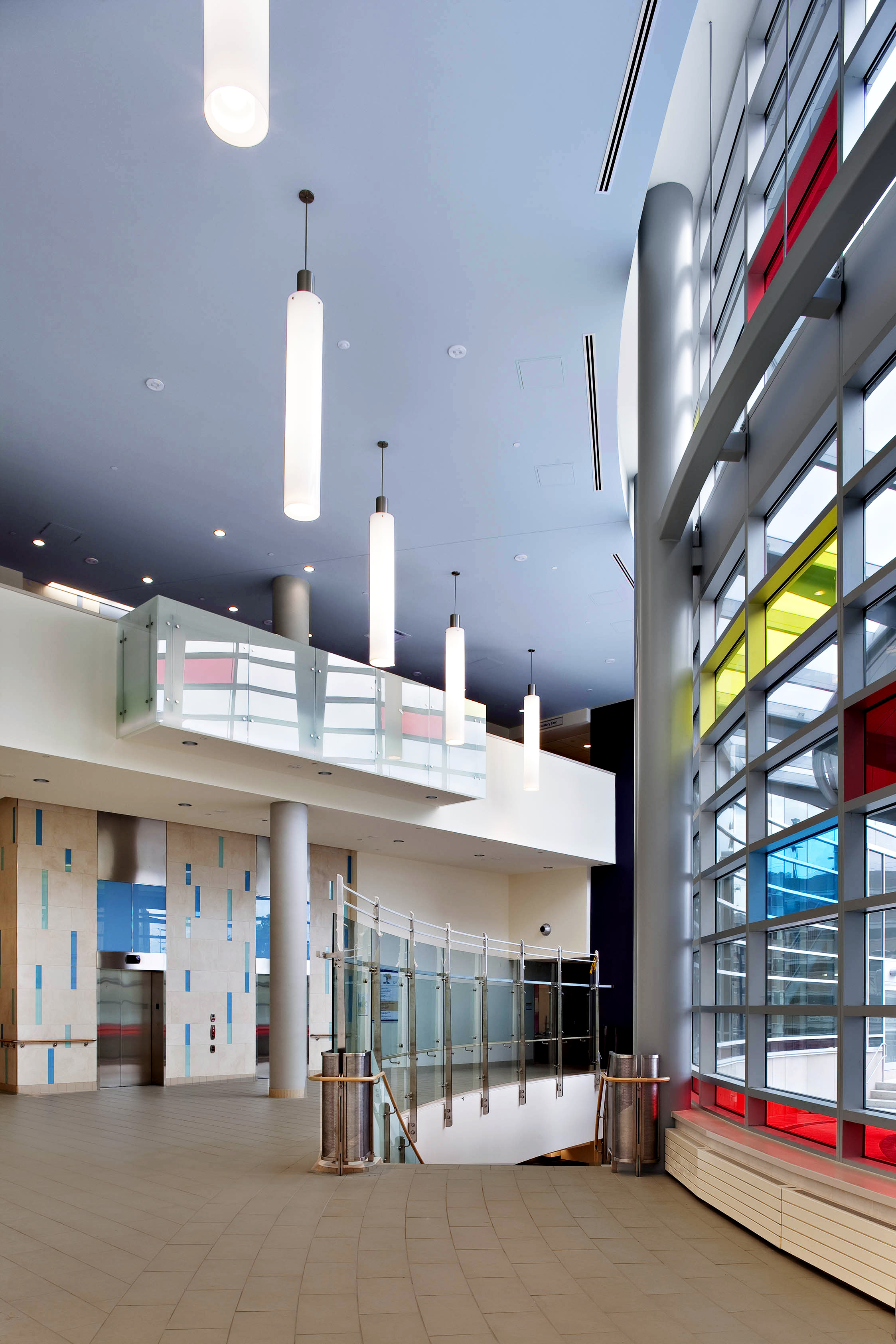 Idea 280826 Juravinski Hospital and Cancer Centre by Zeidler Architecture in Hamilton, Canada