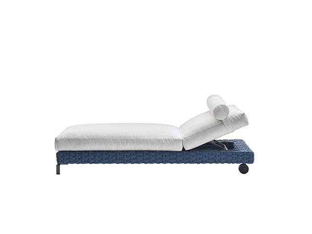 Ray Outdoor Fabric Chaise Longue