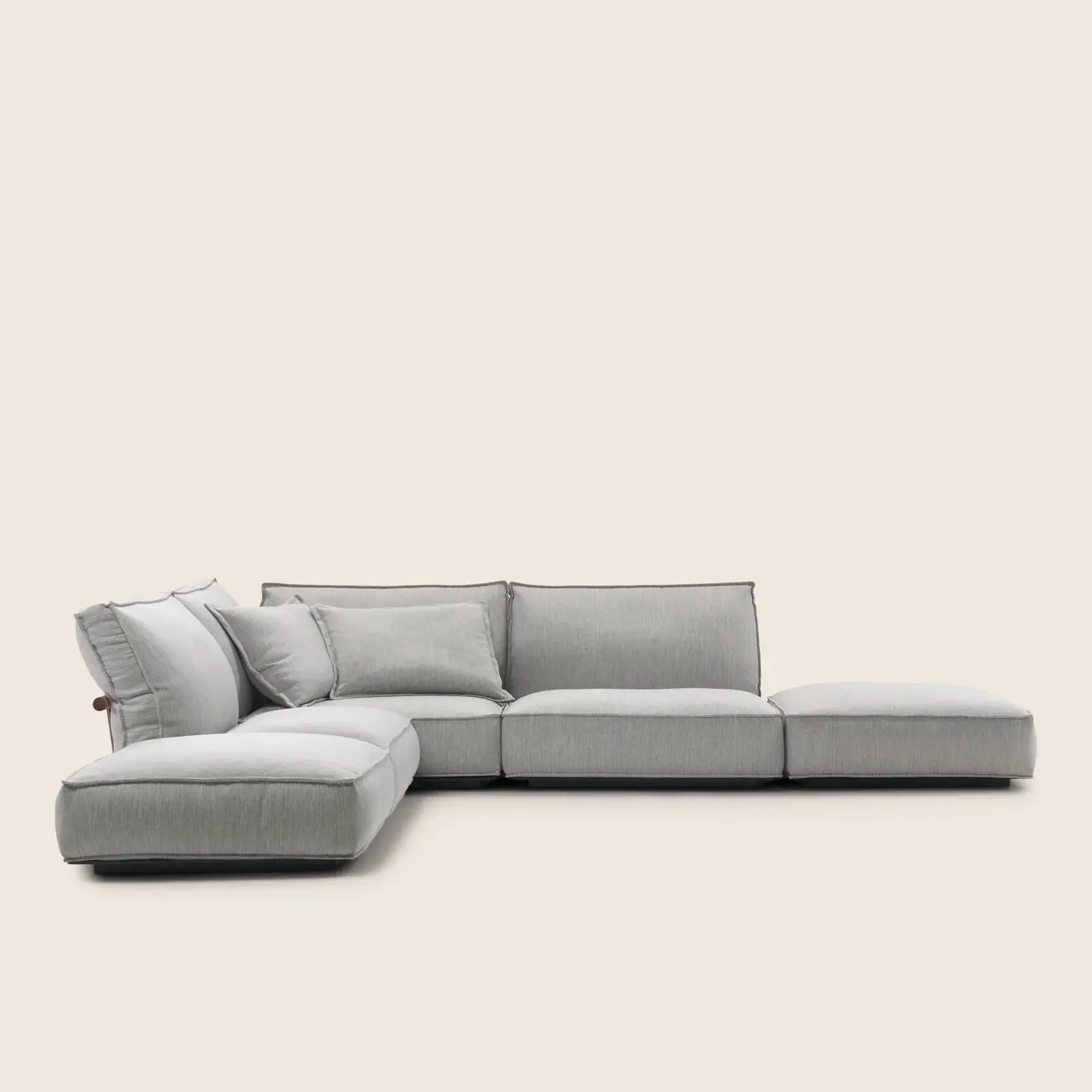CAMELOT OUTDOOR