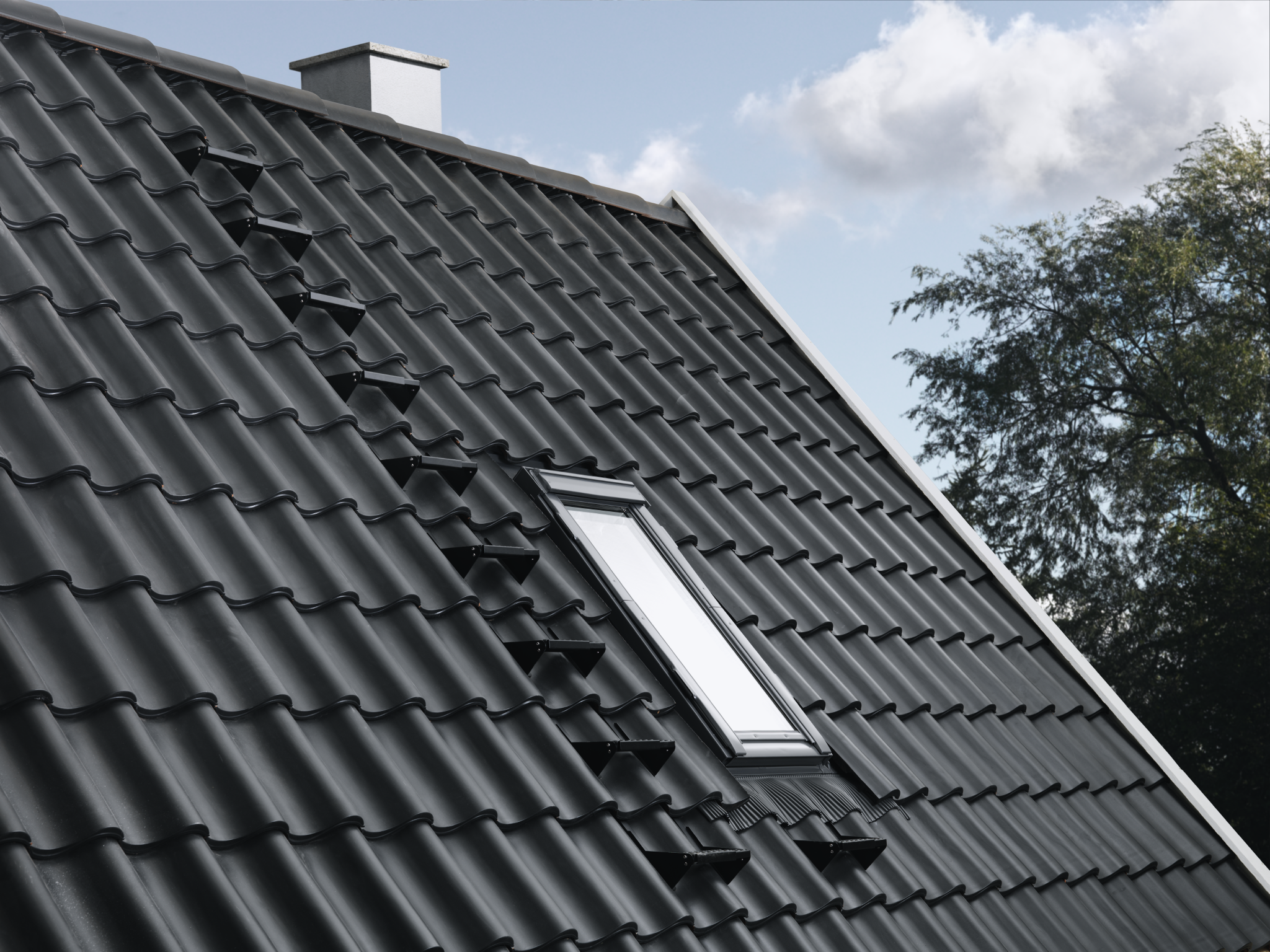 Roof Exit Window - GXU