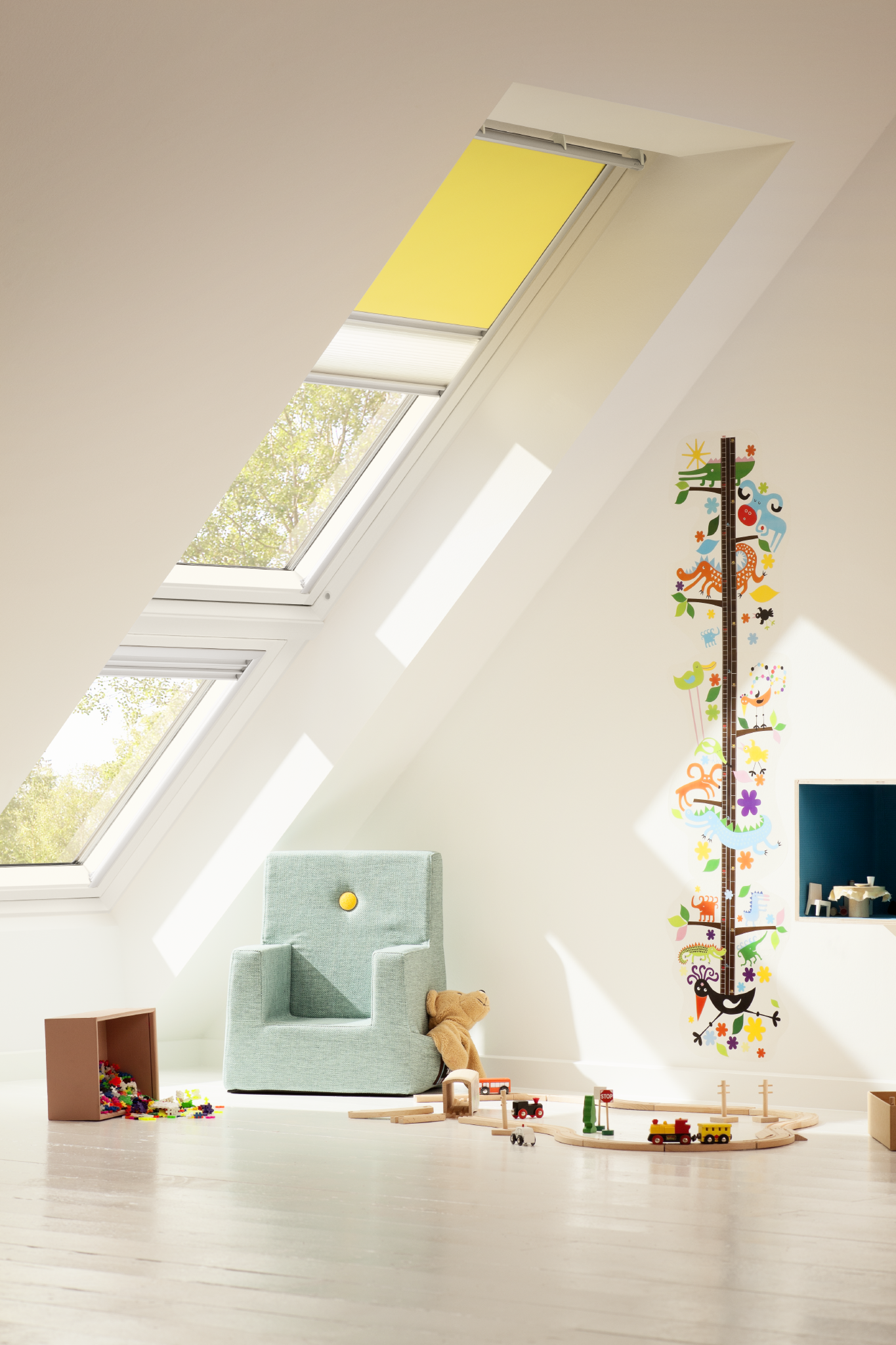 Sloping Extension Window Element - GIL