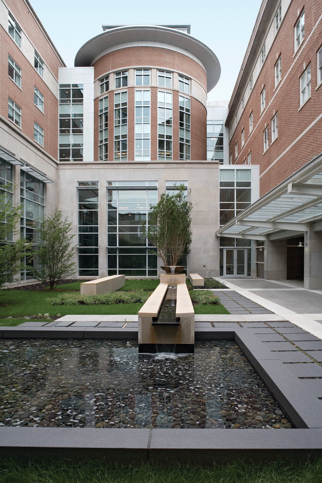 CHOP, Colket Translational Research Building by Ballinger Architizer