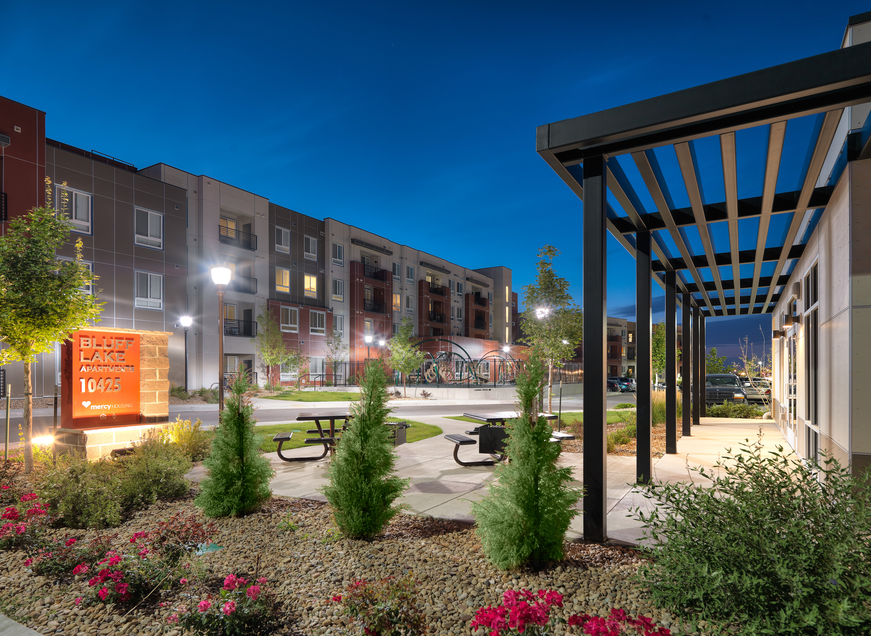 Bluff Lake Apartments by Maylone Architectural Photography Architizer
