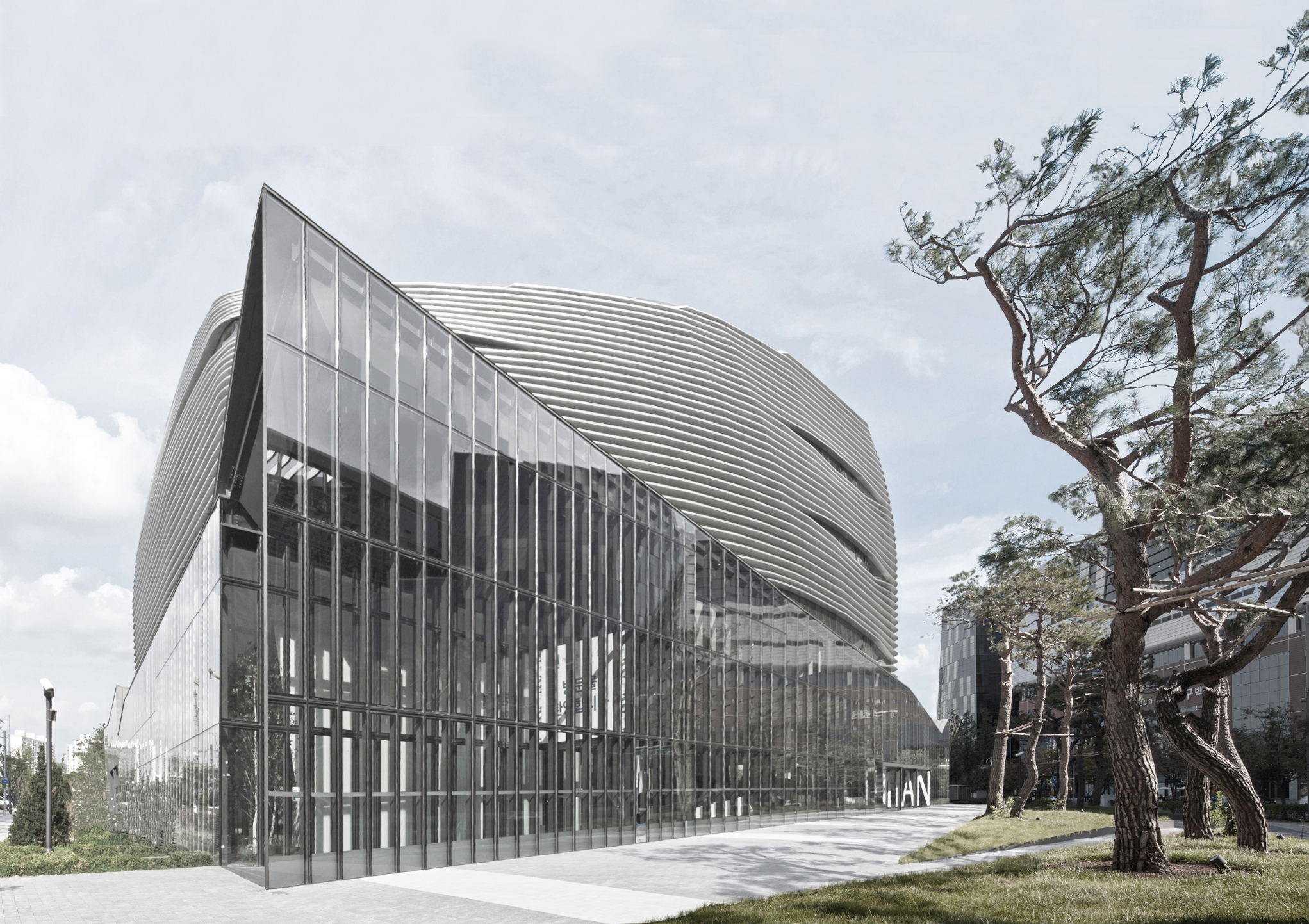 Idea 626565: Model Home Gallery by NADAAA - Architizer