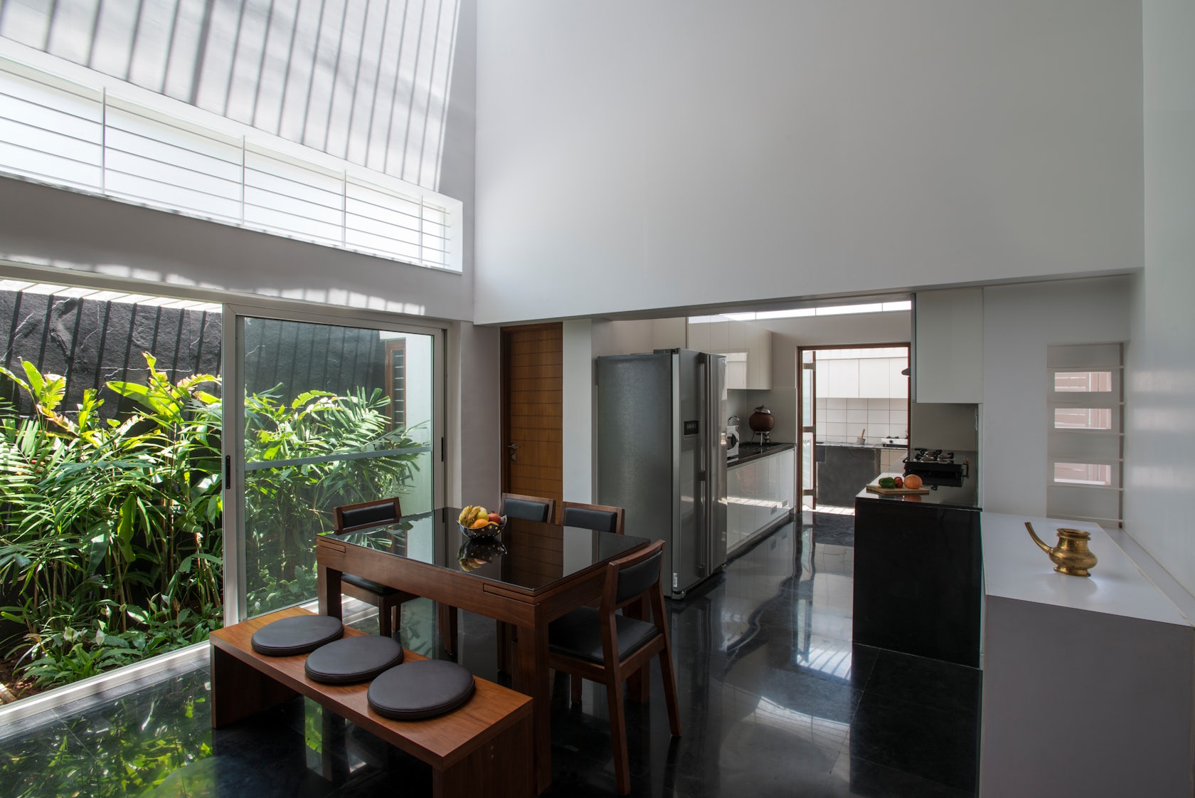 © Architecture Paradigm