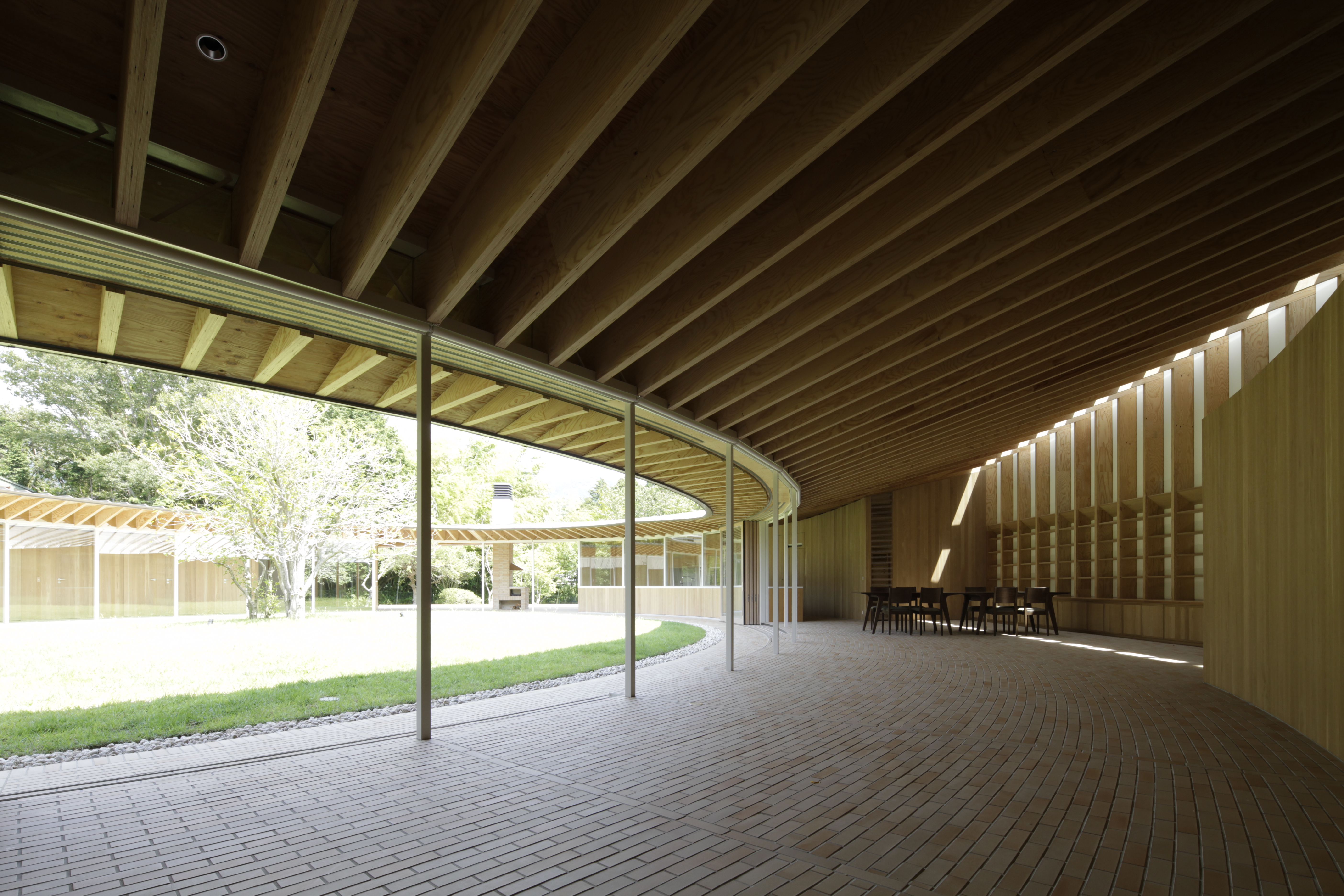 © Shigeru Ban Architects