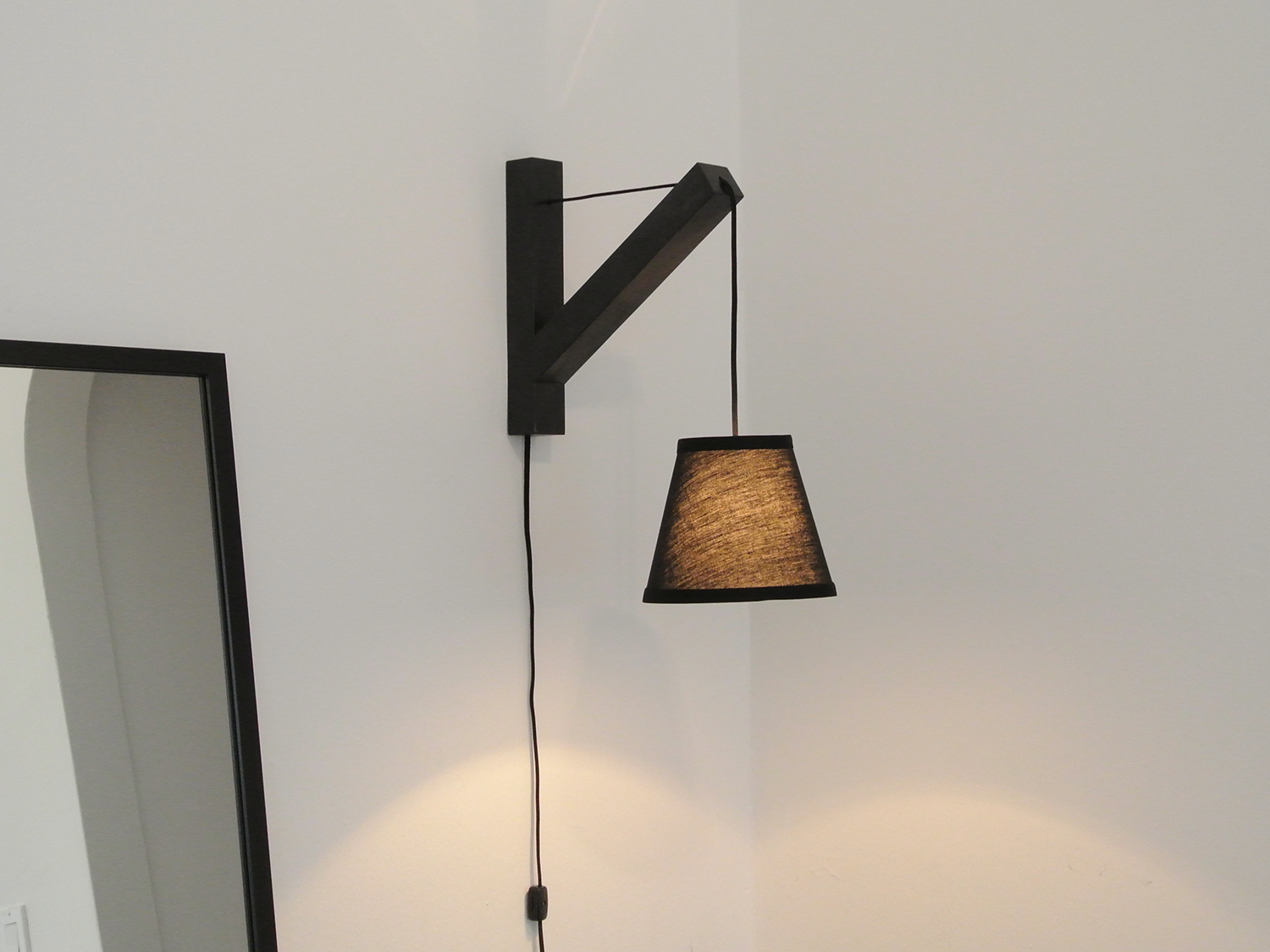 Bracket Lamp with Shade