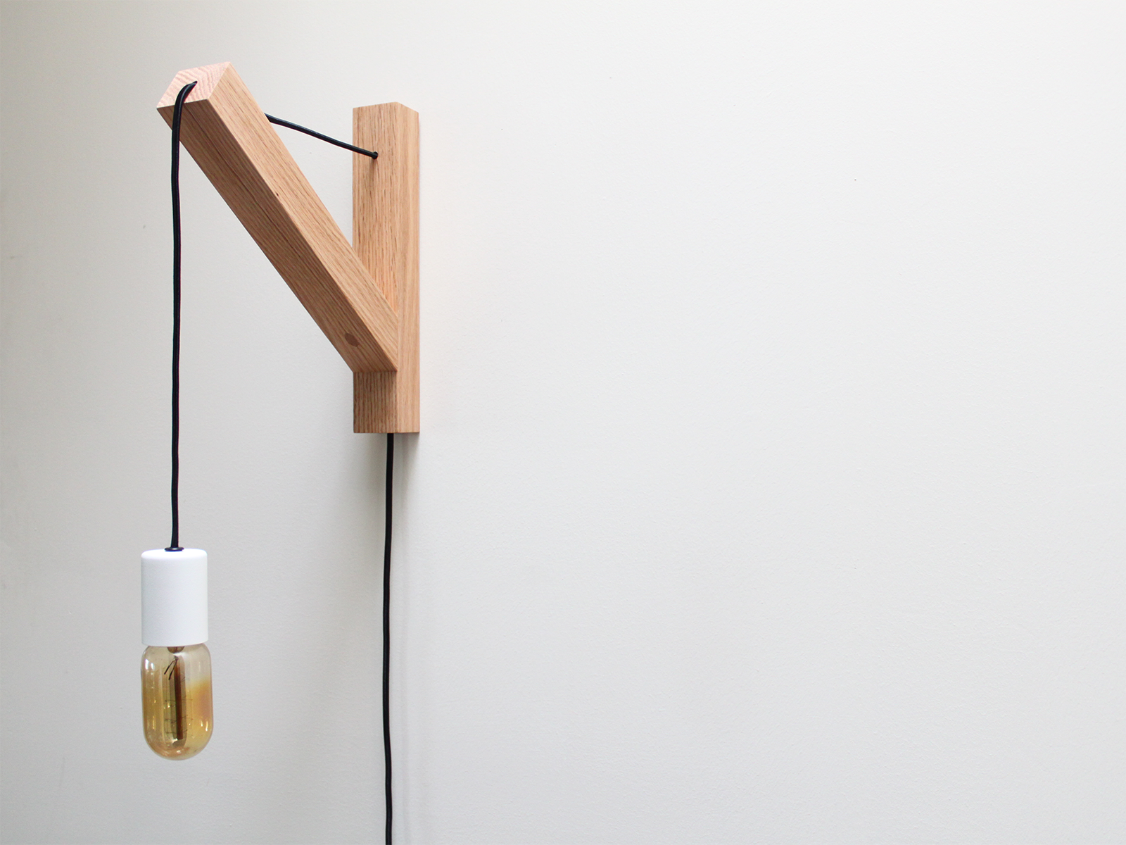 Bracket Lamp