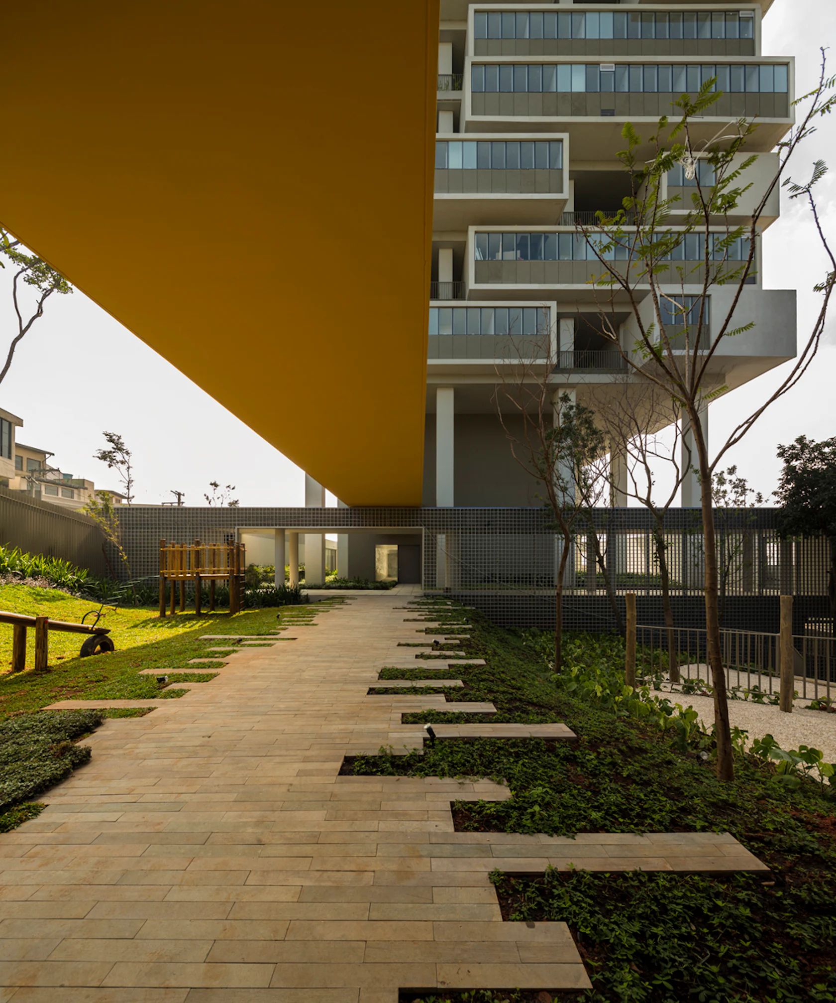 360° Building by Isay Weinfeld - Architizer