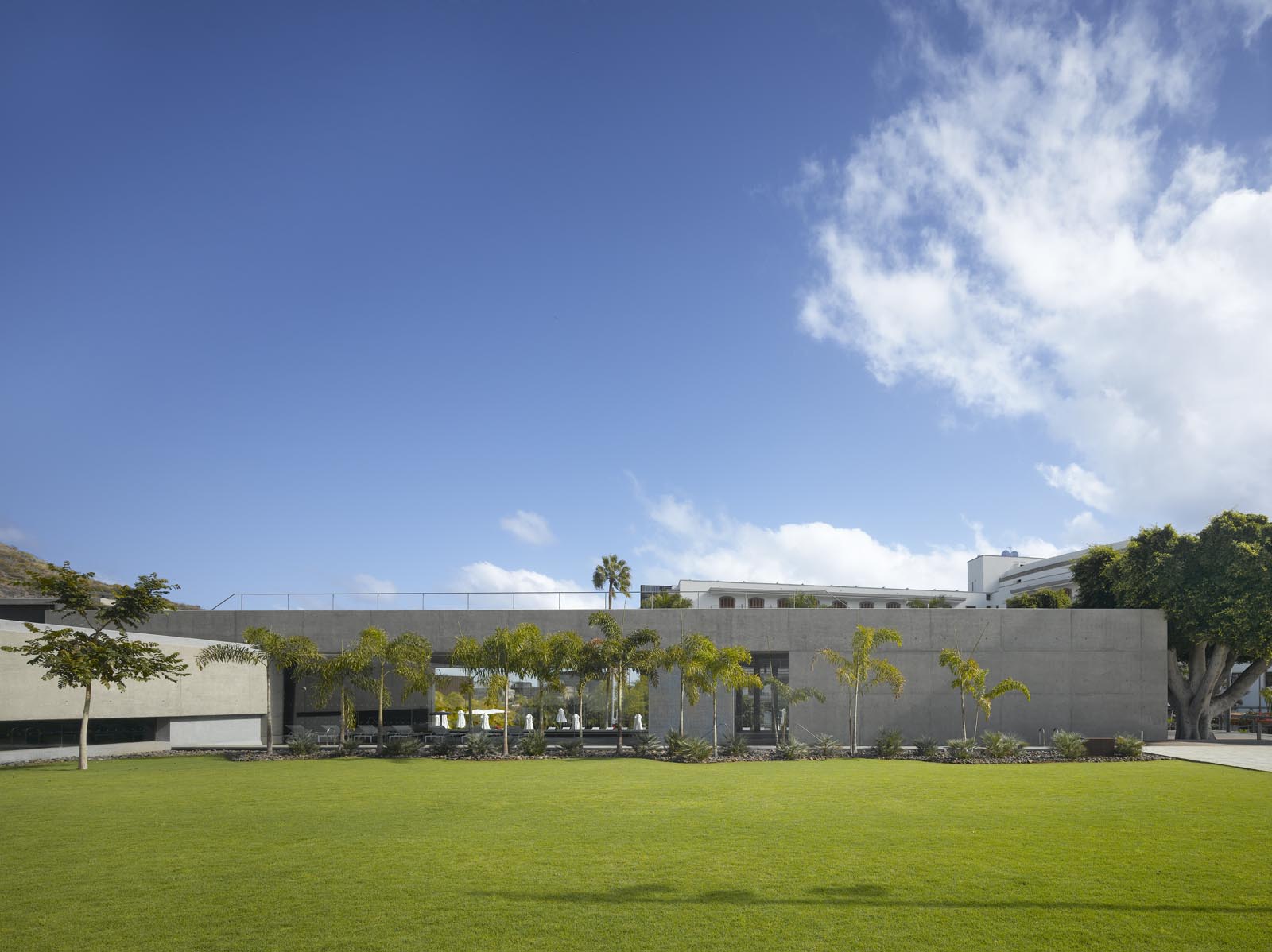 MENCEY HOTEL SPA by ca+a architects Corona, Amaral + Asociados