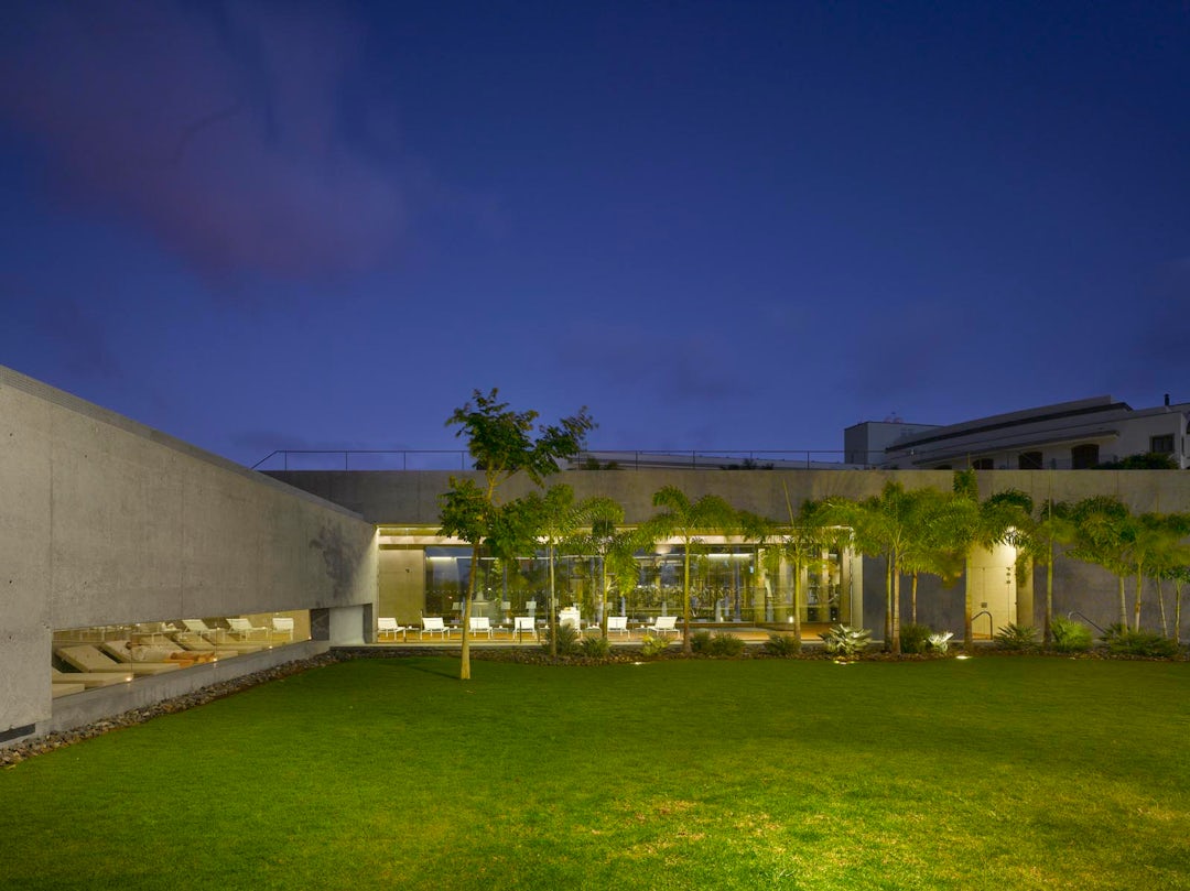 MENCEY HOTEL SPA by ca+a architects Corona, Amaral + Asociados
