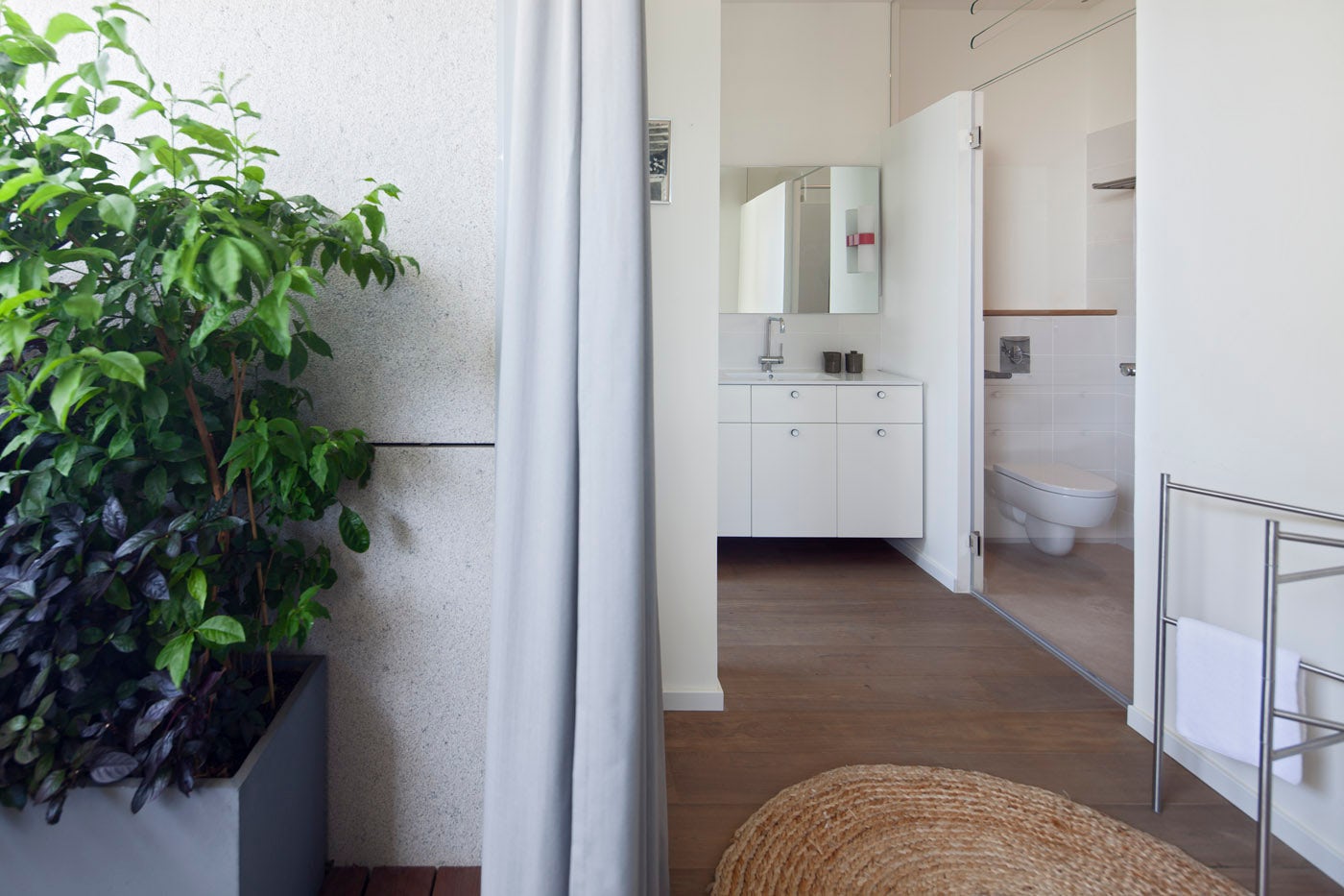 © Jacobs-Yaniv Architects