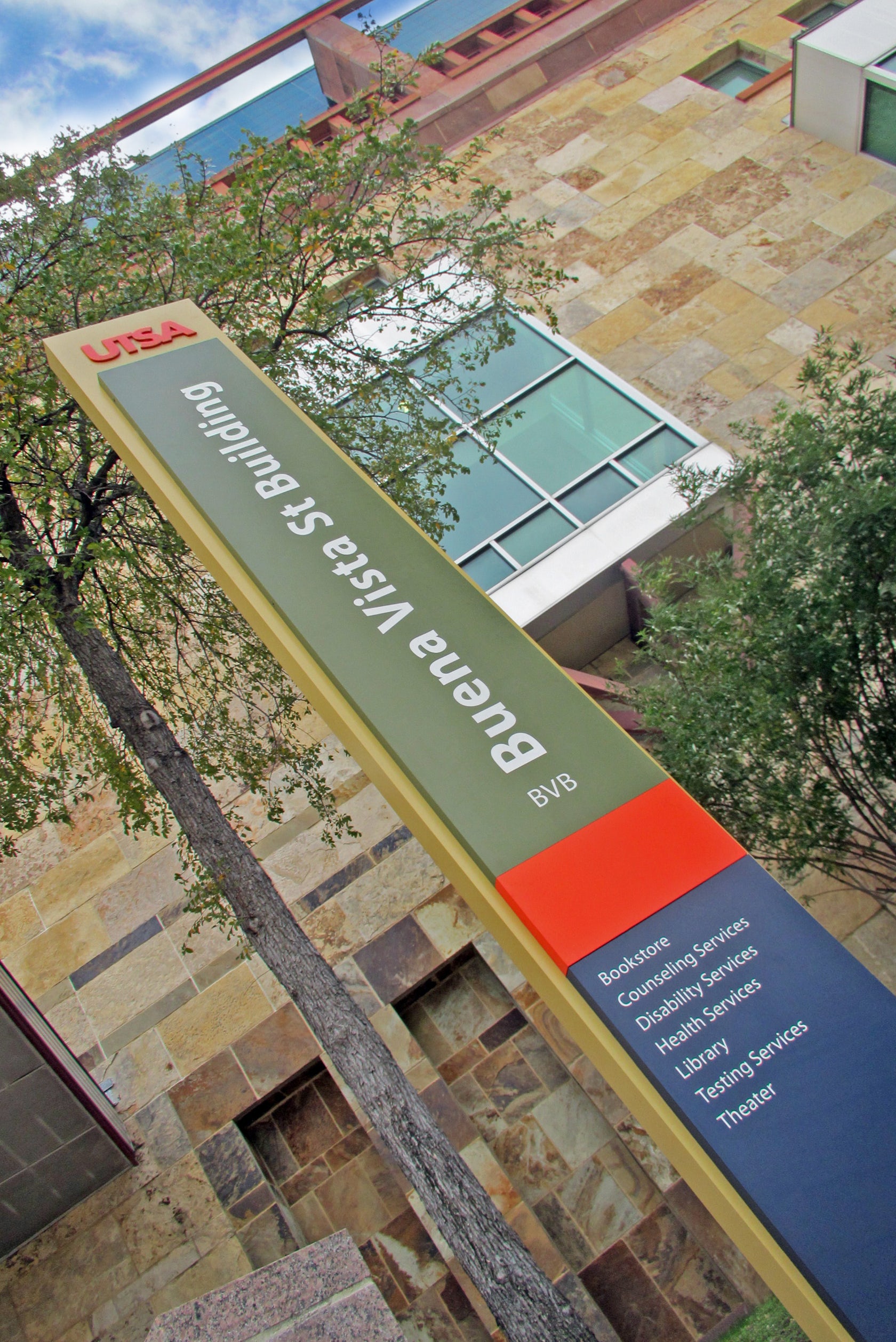 University of Texas San Antonio by Cloud Gehshan Architizer