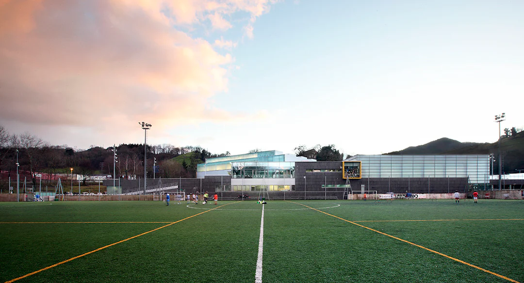 Fast Forward: 12 Field Houses Designed to Maximize Performance ...