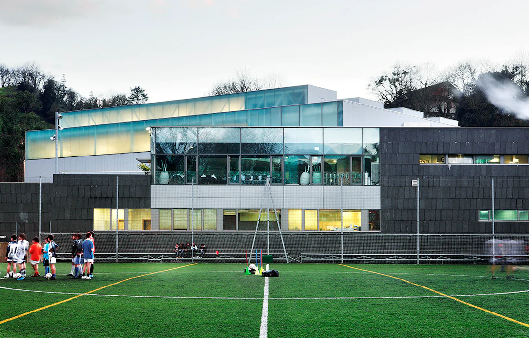 Fast Forward: 12 Field Houses Designed to Maximize Performance ...