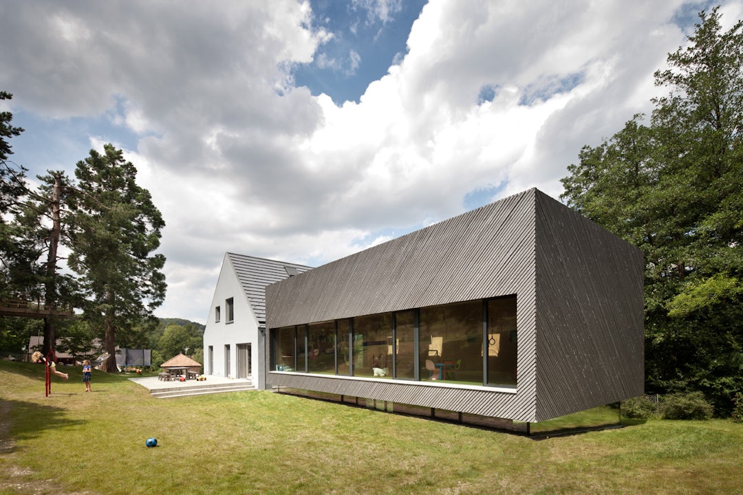 Building Rhythm: 8 Incredible Diagonal Wood Slat Façades - Architizer ...