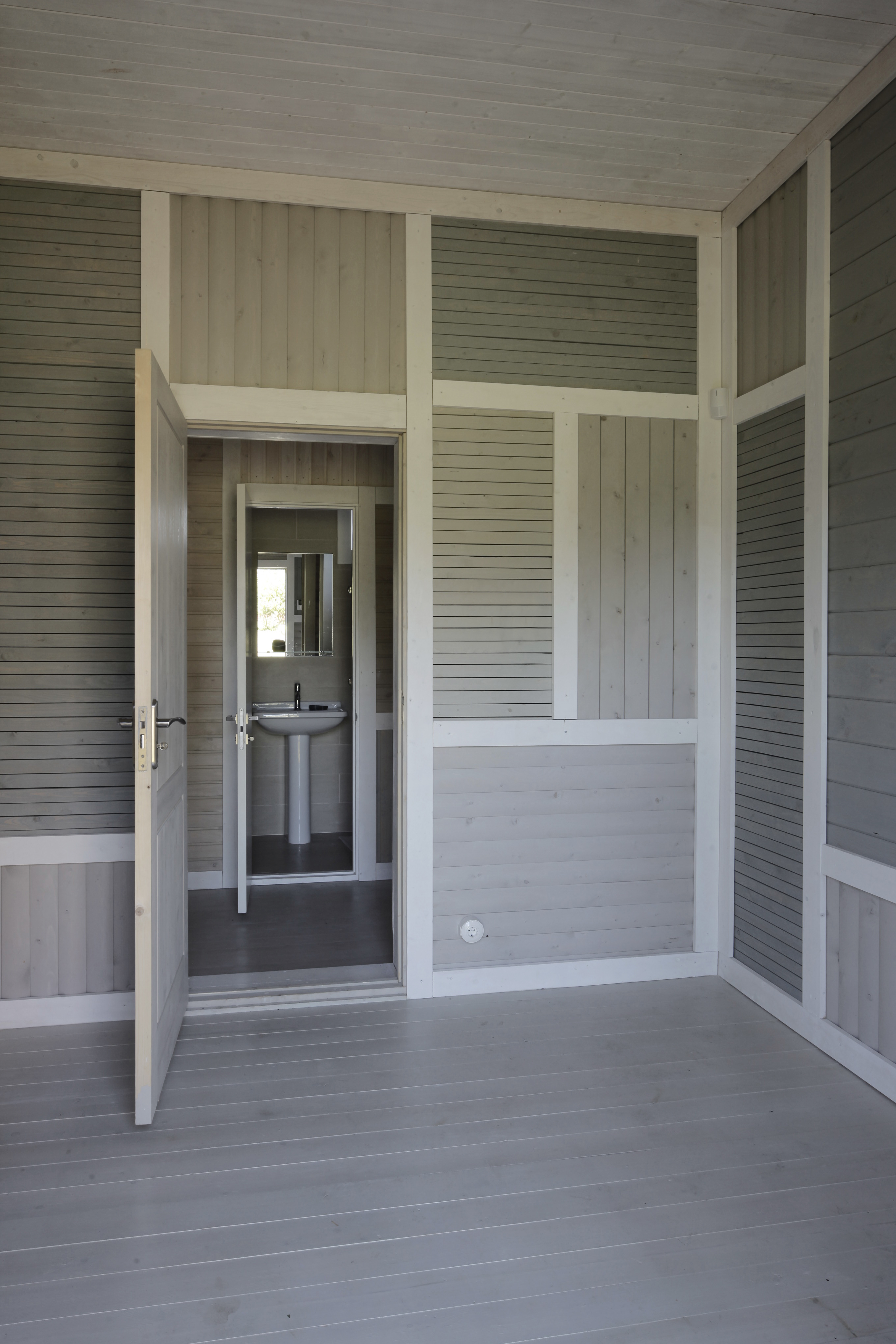 Deco Pattern House by Peter Kostelov - Architizer