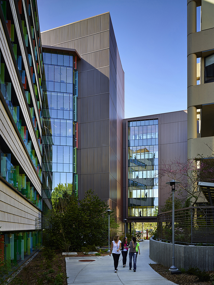 Seattle Children's Hospital By ZGF Architects - Architizer