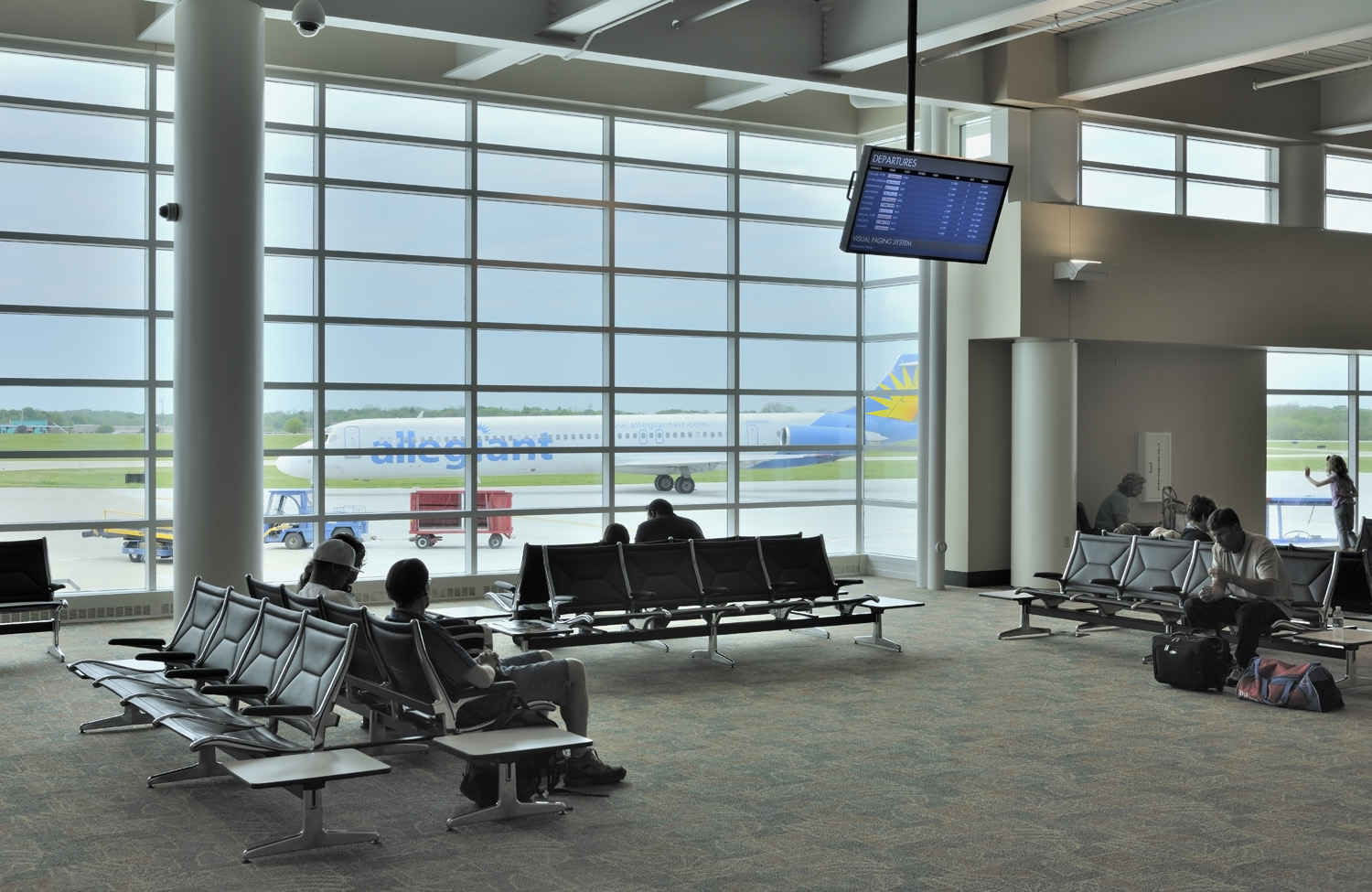 General Wayne A. Downing Peoria International Airport by RS&H Architizer