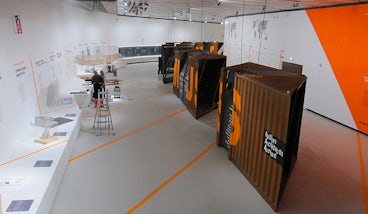 Building Identity: 10 Bold Supergraphics That Make a Statement ...