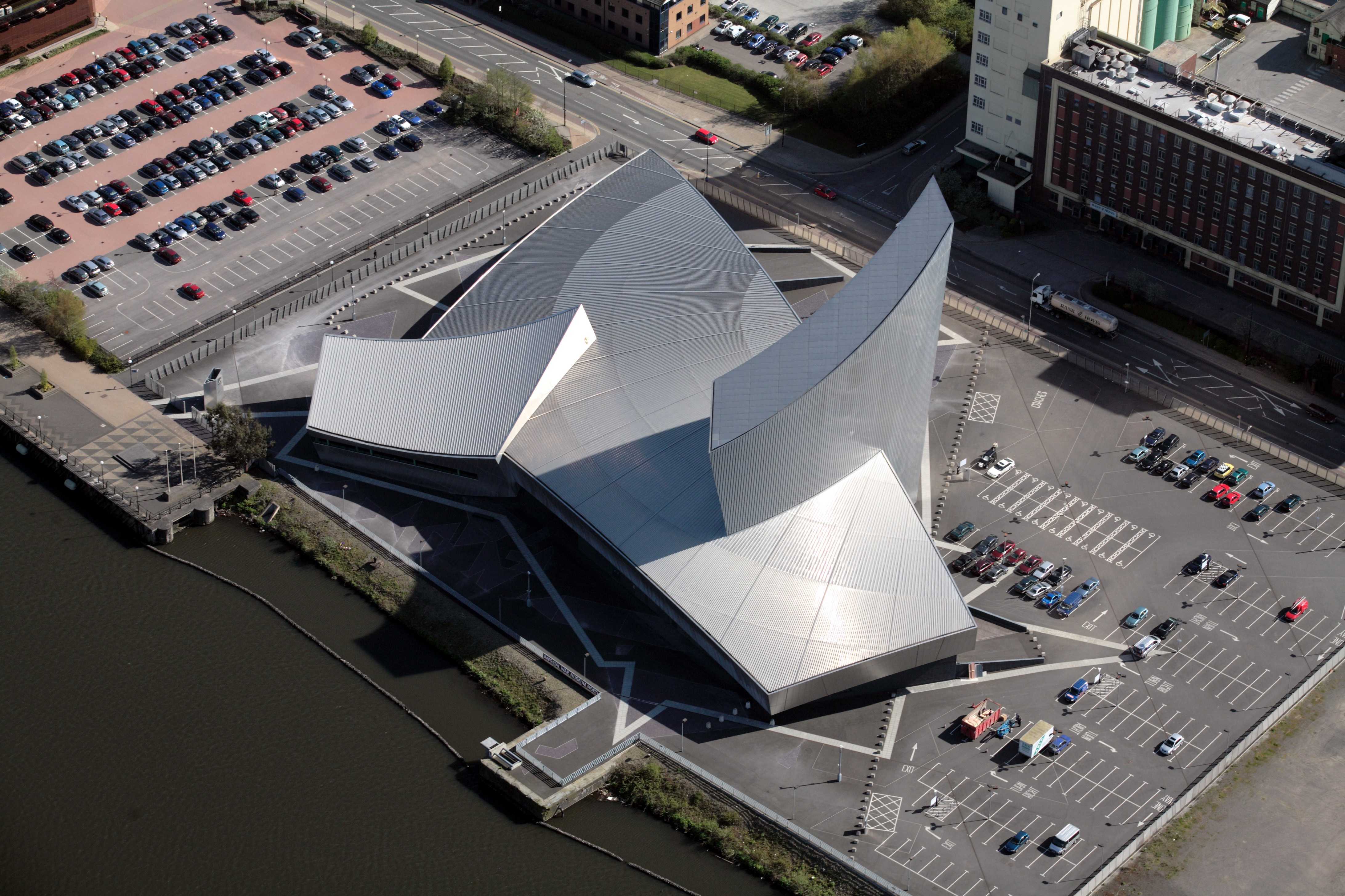 Imperial War Museum North by Studio Libeskind - Architizer
