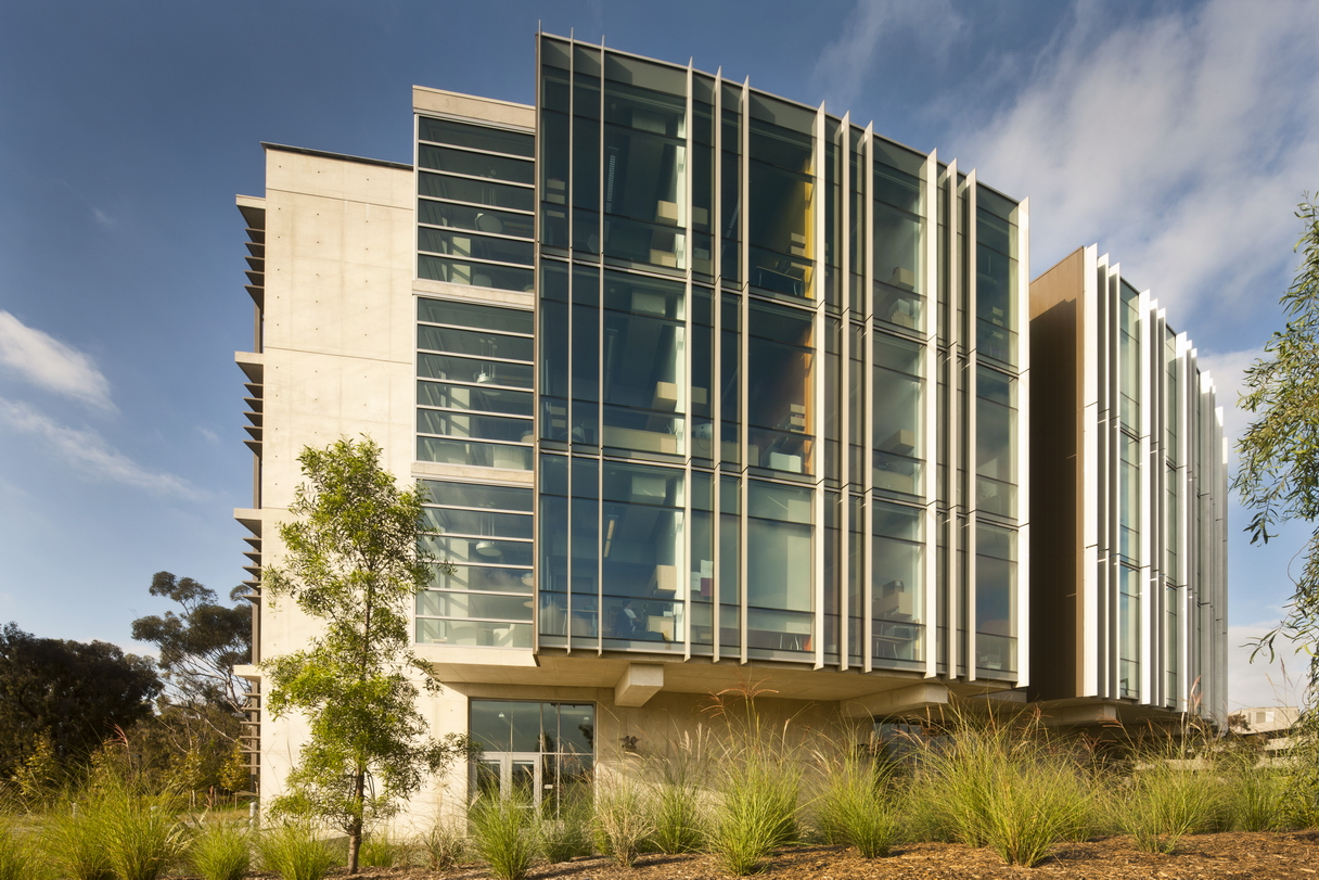 UCSD Structural & Materials Engineering Building by The Miller Hull