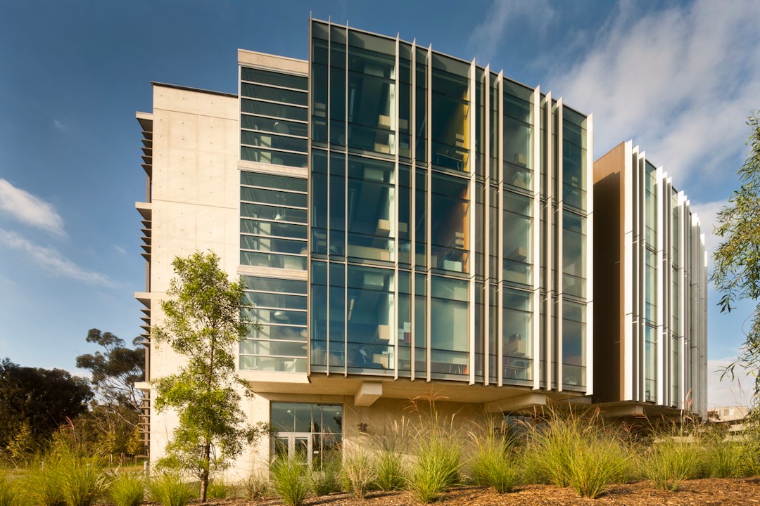 UCSD Structural & Materials Engineering Building by The Miller Hull
