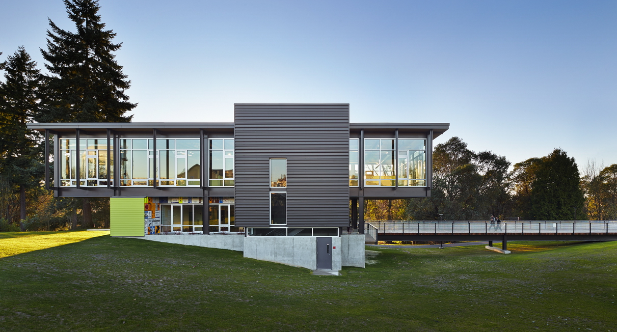 UCSD Structural & Materials Engineering Building by The Miller Hull