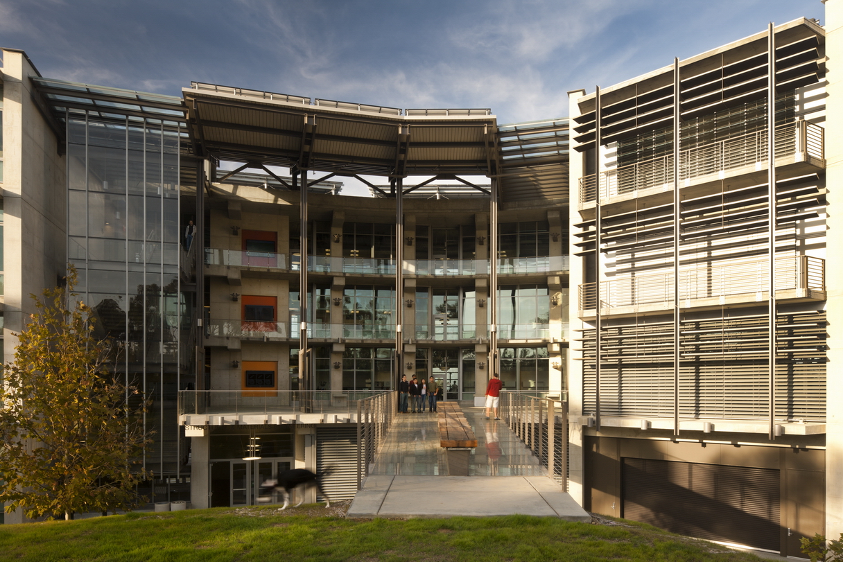 UCSD Structural and Materials Engineering Building by The Miller Hull