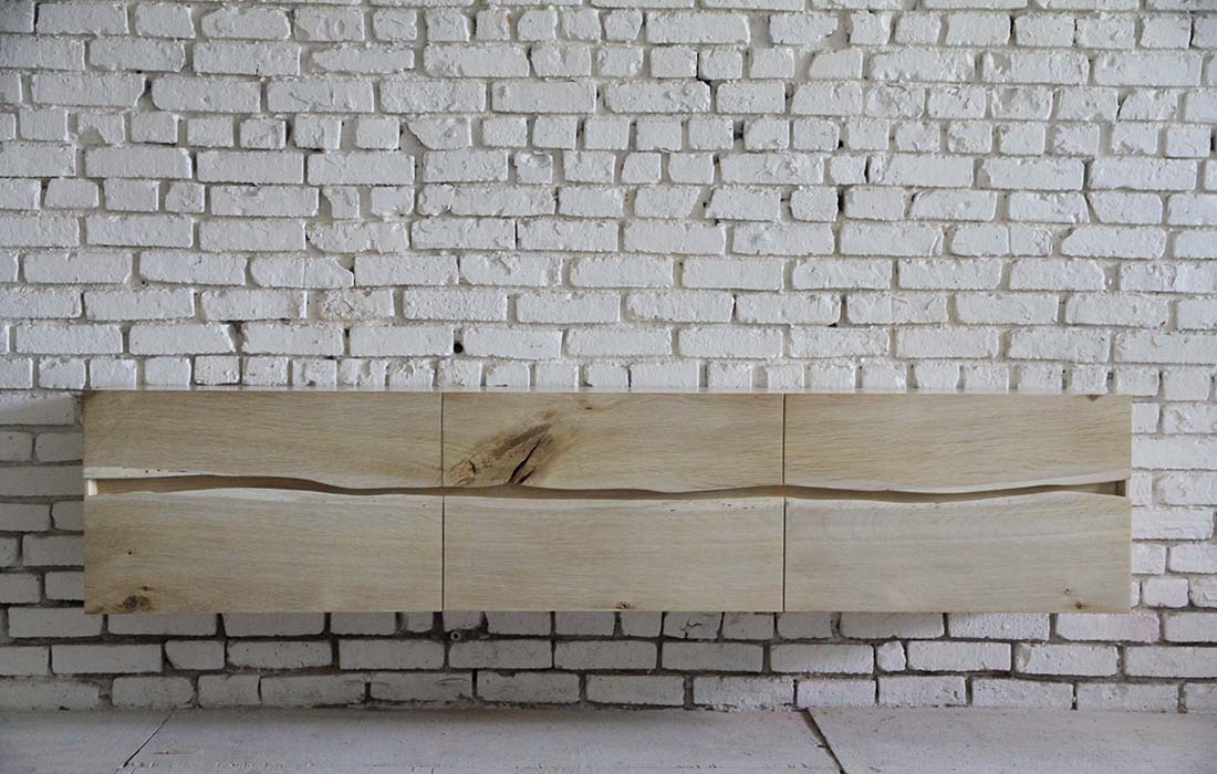 YASU CREDENZA