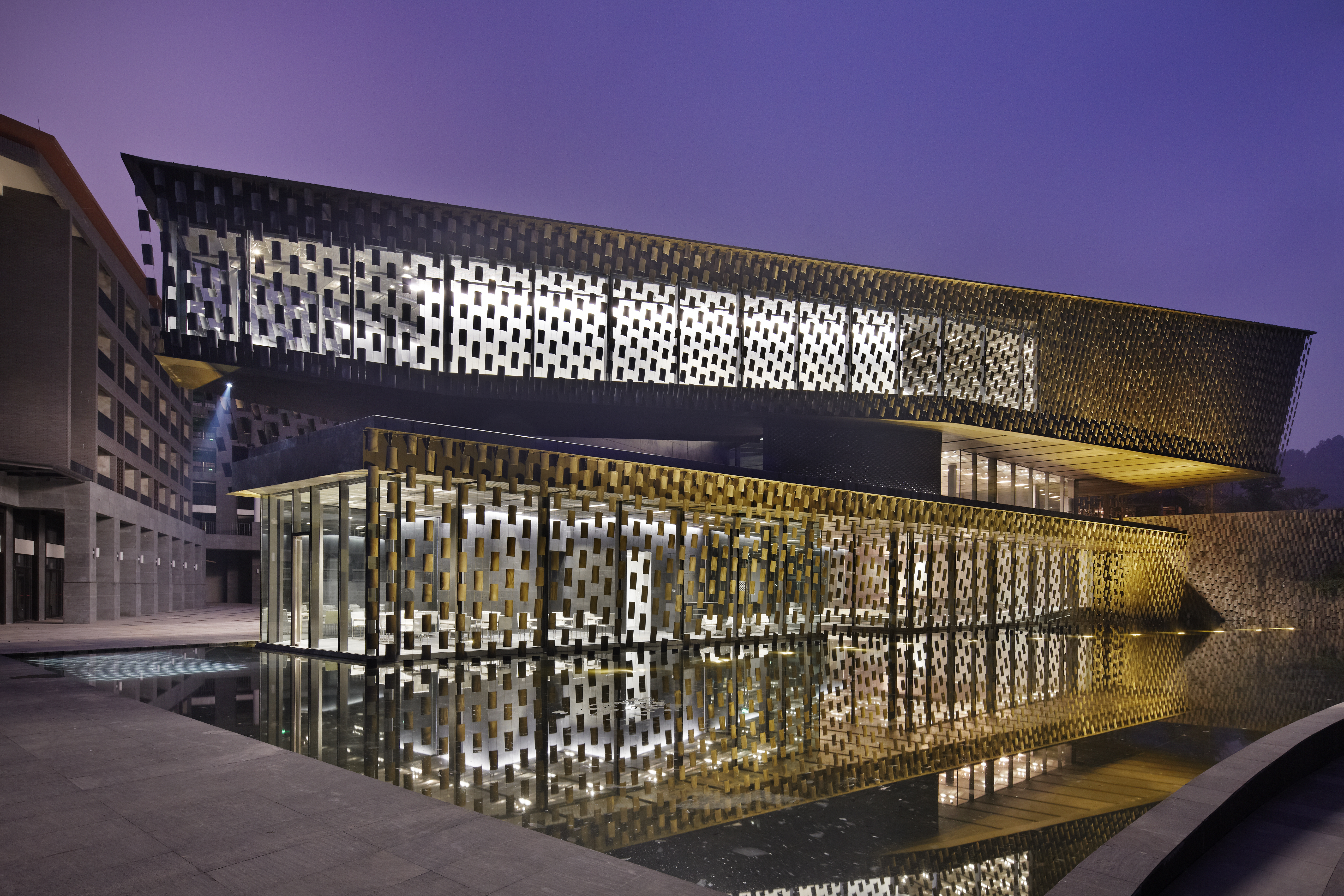 © Kengo Kuma and Associates