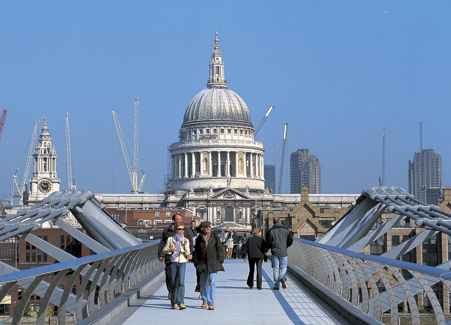 © Foster + Partners