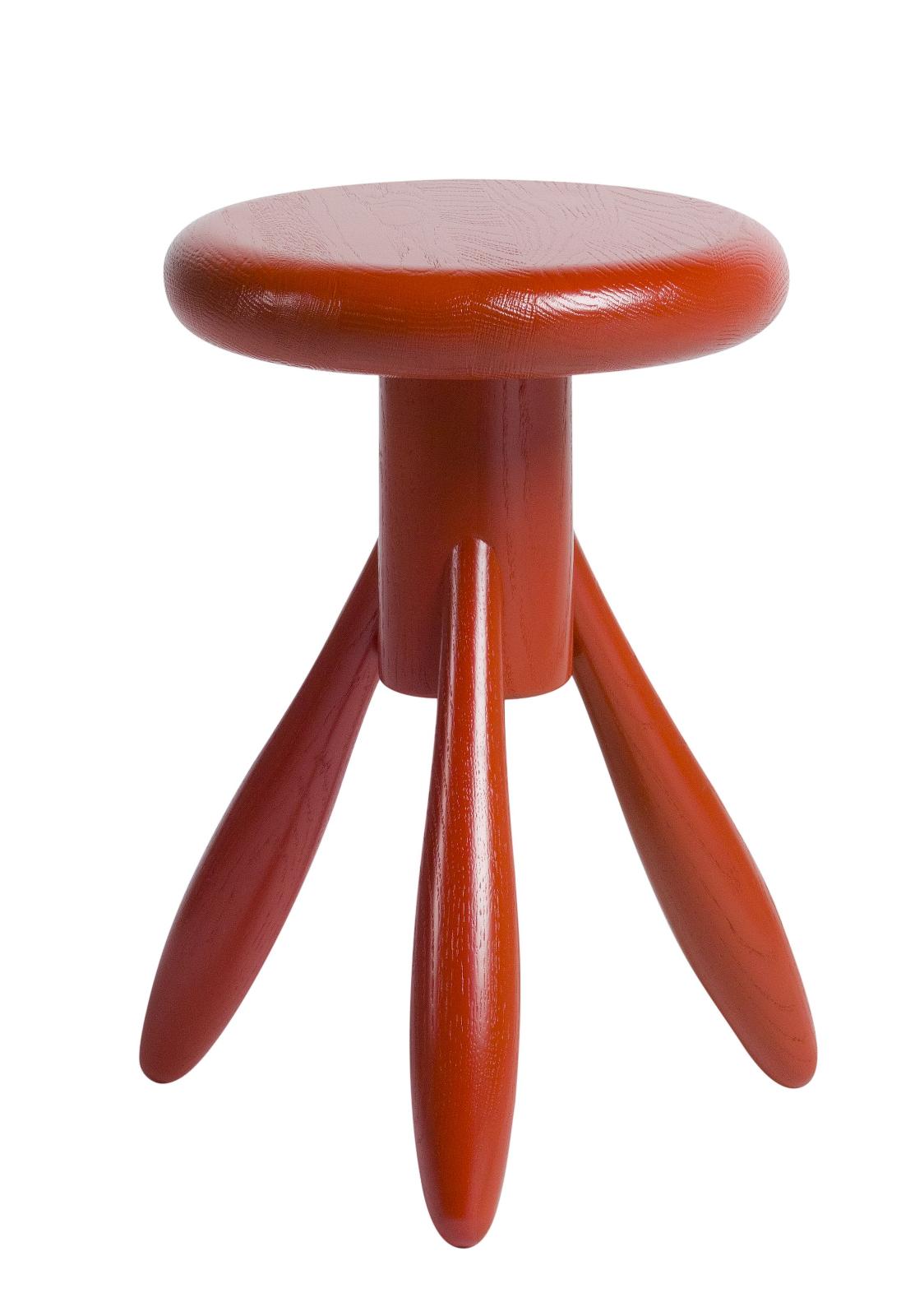 EA002 "Baby Rocket" Stool
