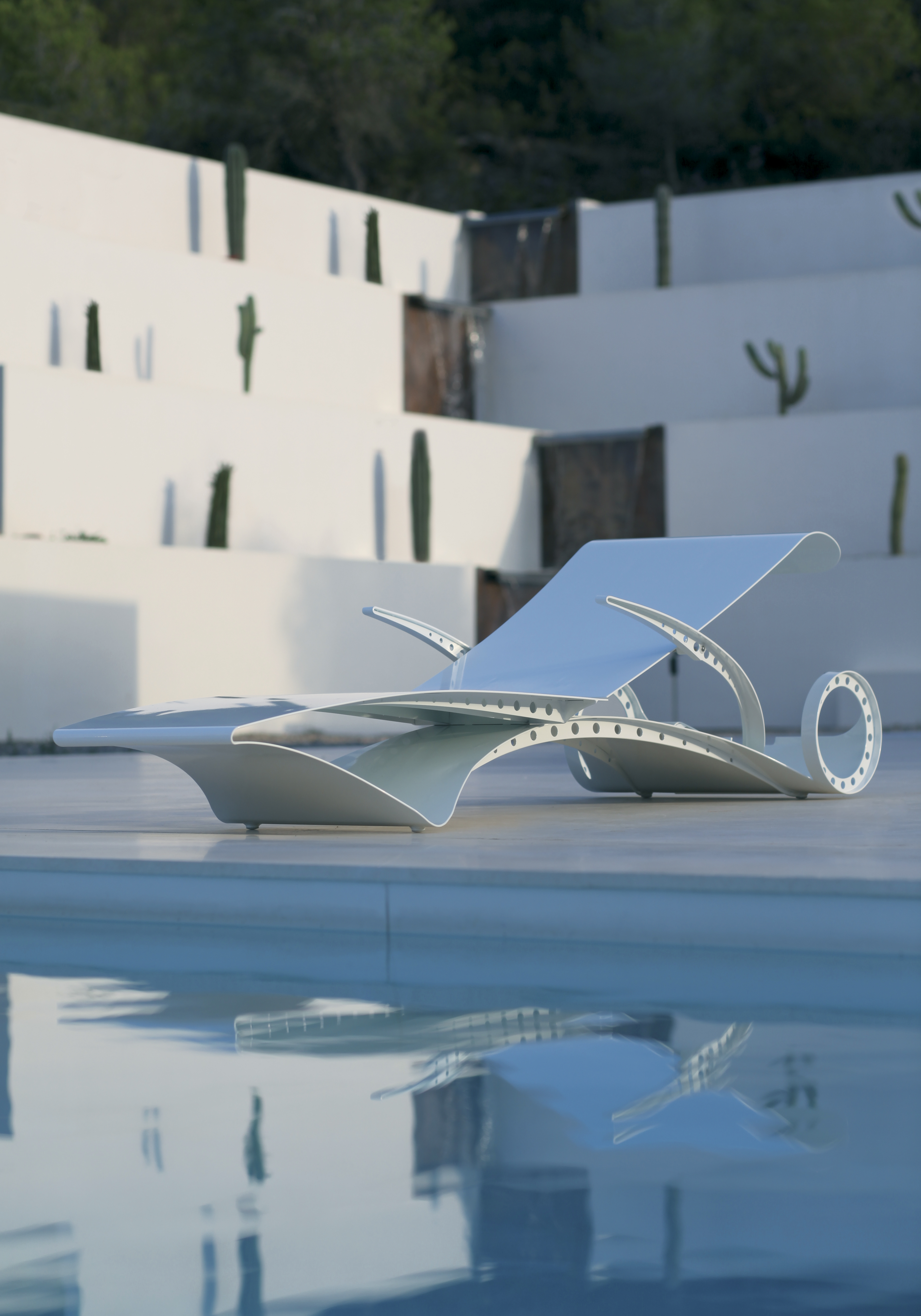 D-Lux Lounger