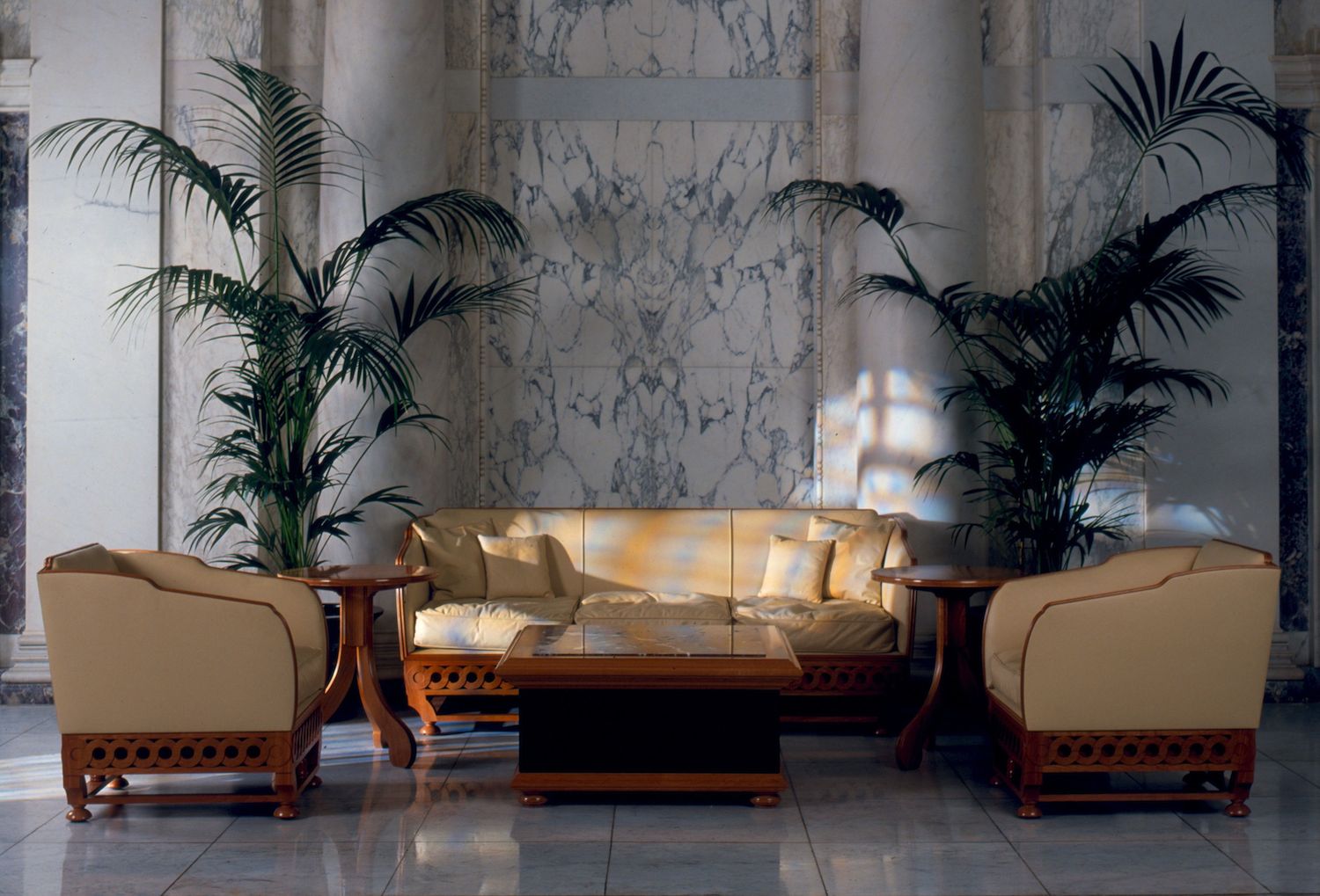 1929 Sofa & Chairs