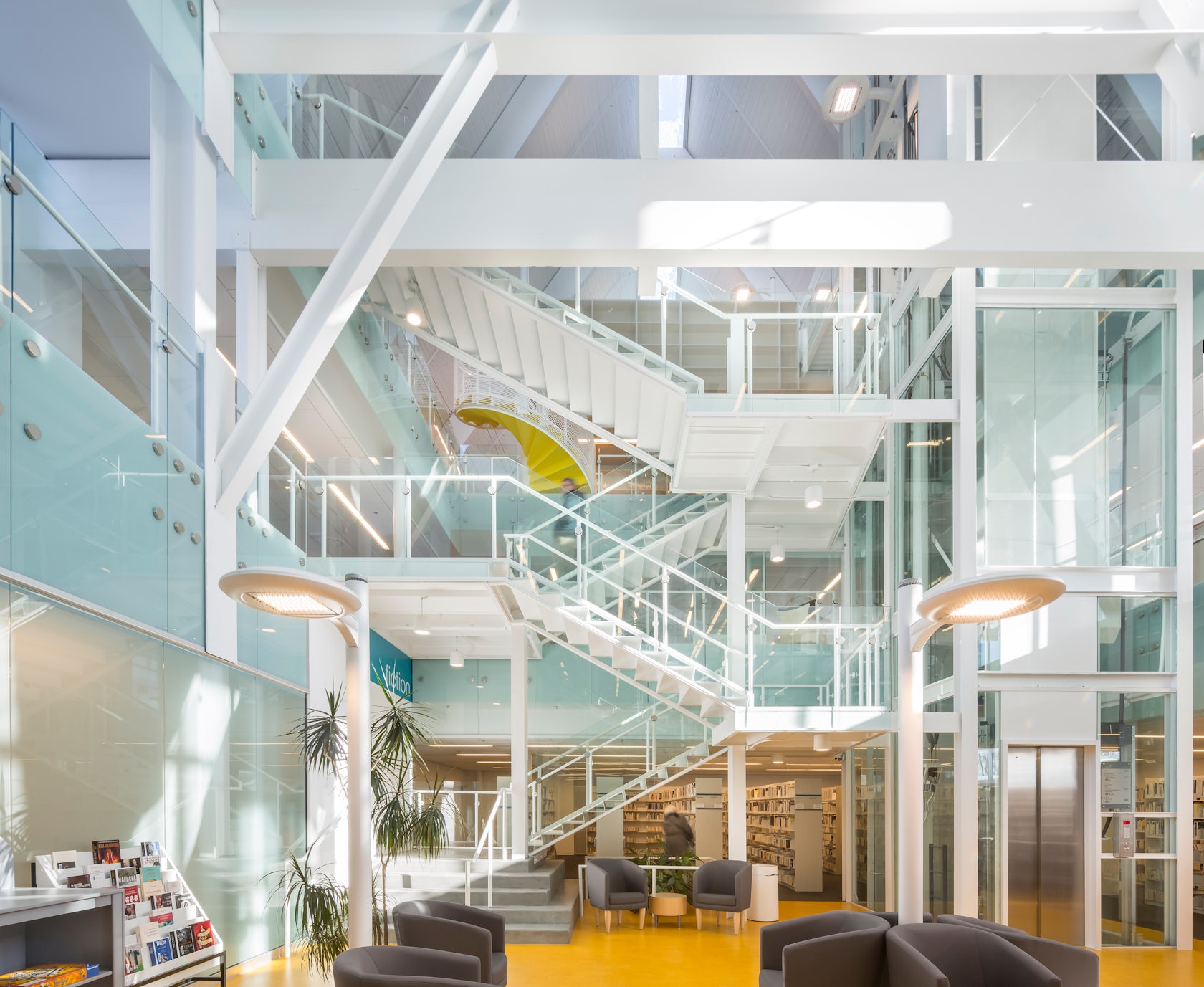 © Dan Hanganu + Côté Leahy Cardas Architects