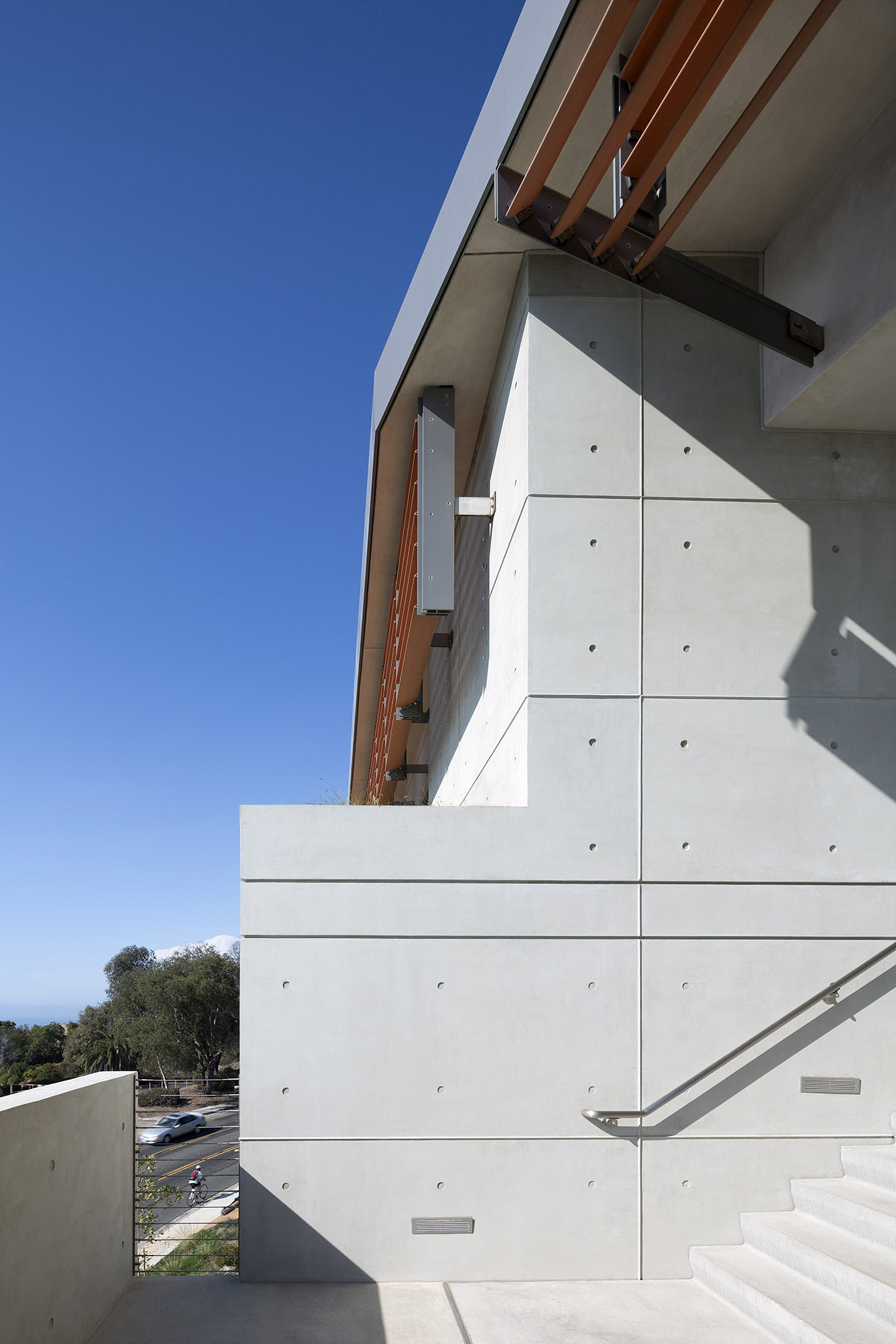 © Assassi Productions