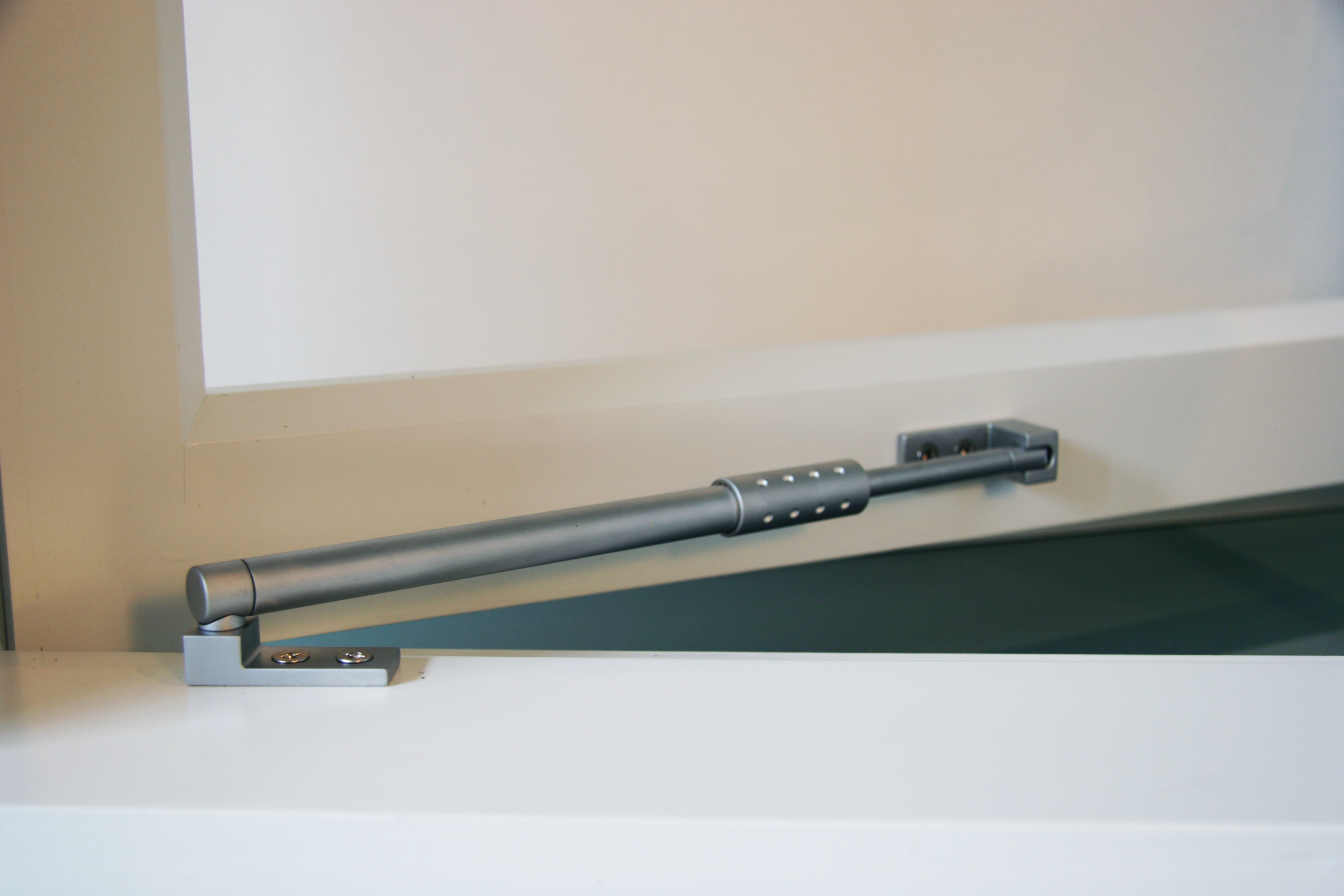 WINDOW STAYS