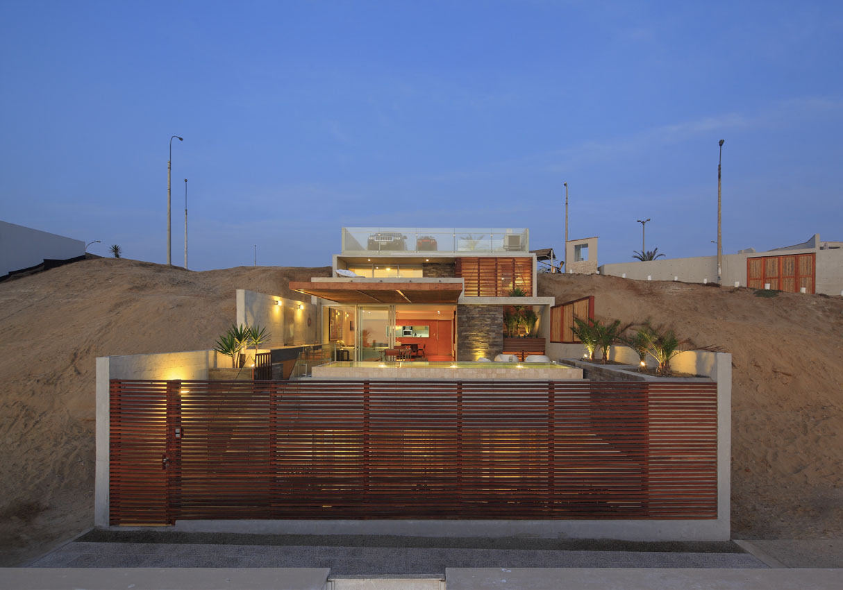 Beach House Palillo, Lima Perú Architizer