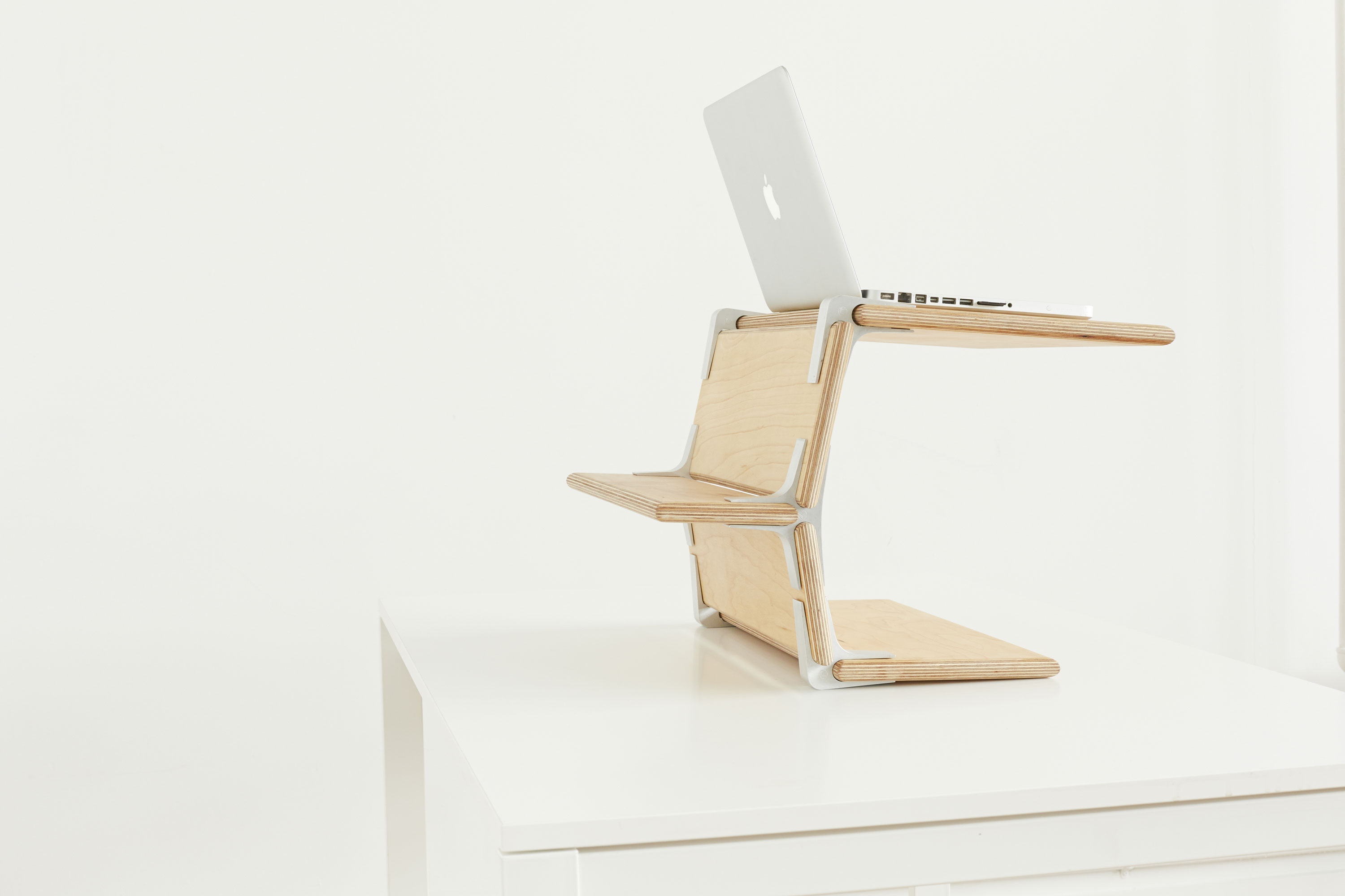Modos Desk Stand
