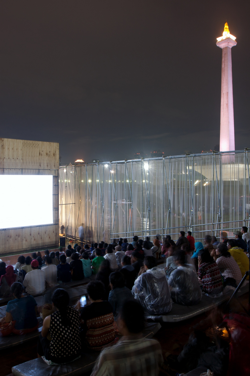 © Csutoras & Liando