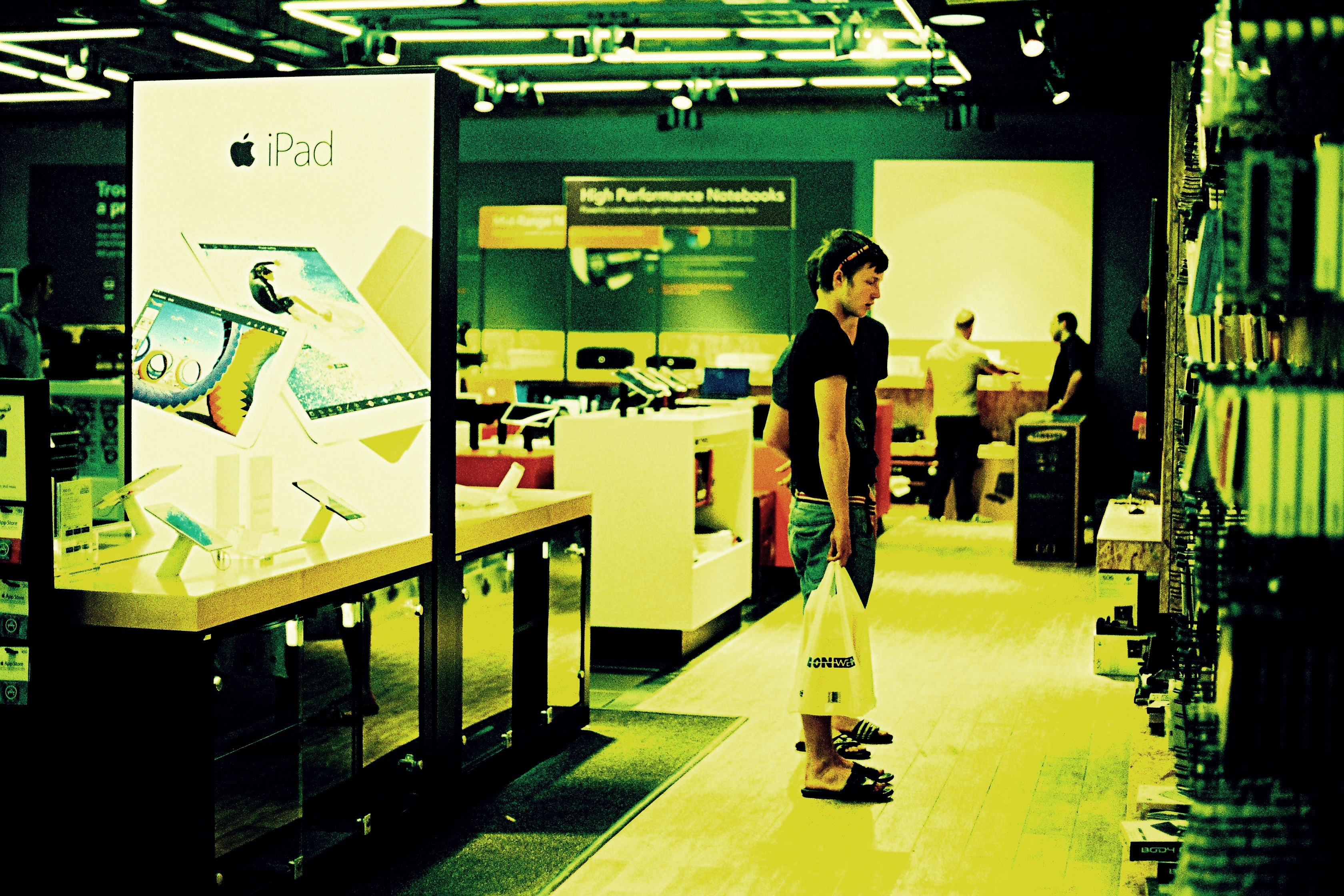 INCREDIBLE CONNECTION CAVENDISH SQUARE by DESIGN PARTNERSHIP Architizer