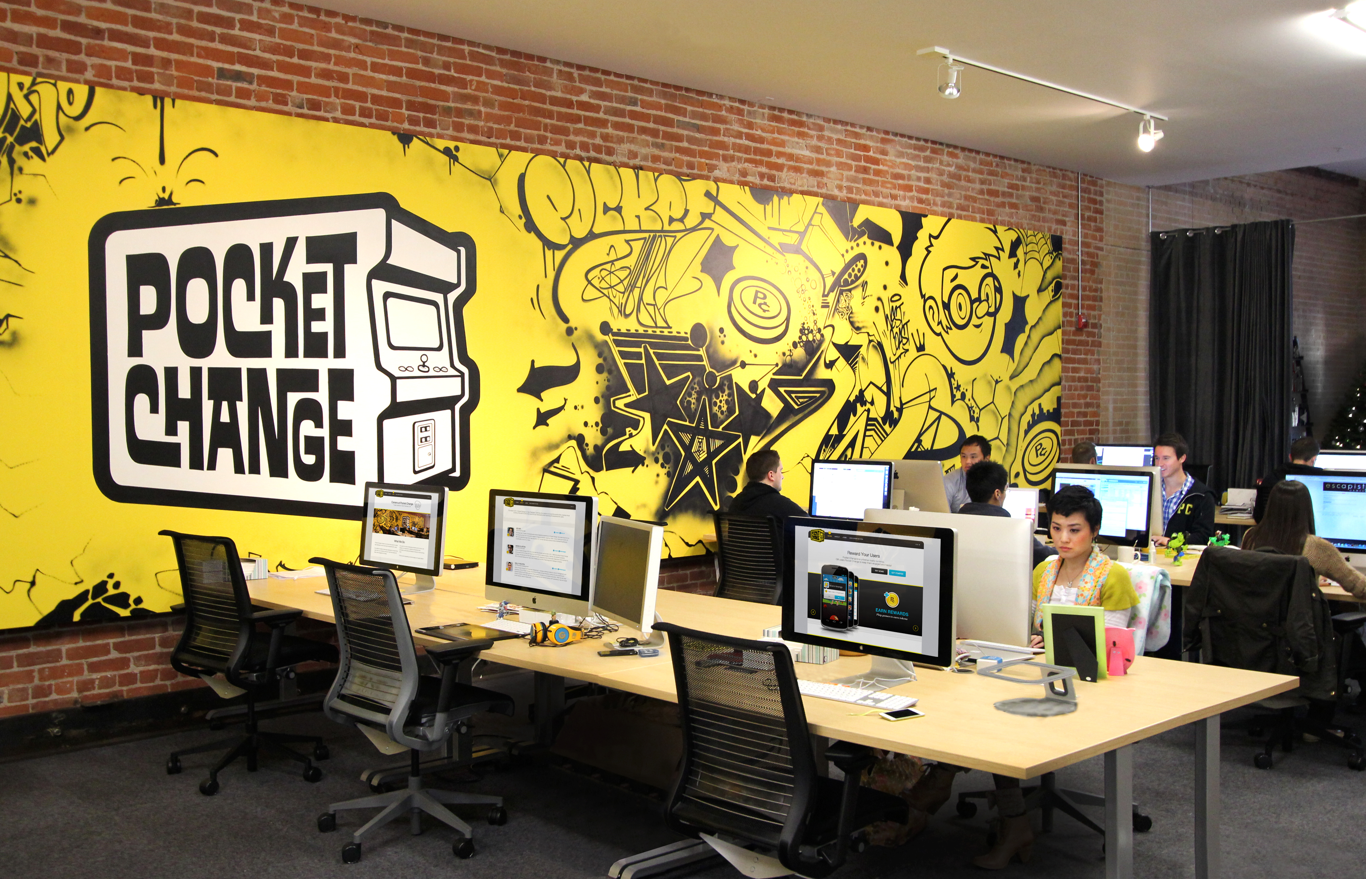 Рекламные агентства дизайн. Креативный интерьер офиса. Офис в стиле арт. Креативное оформление офиса. Креативная стена в офисе.