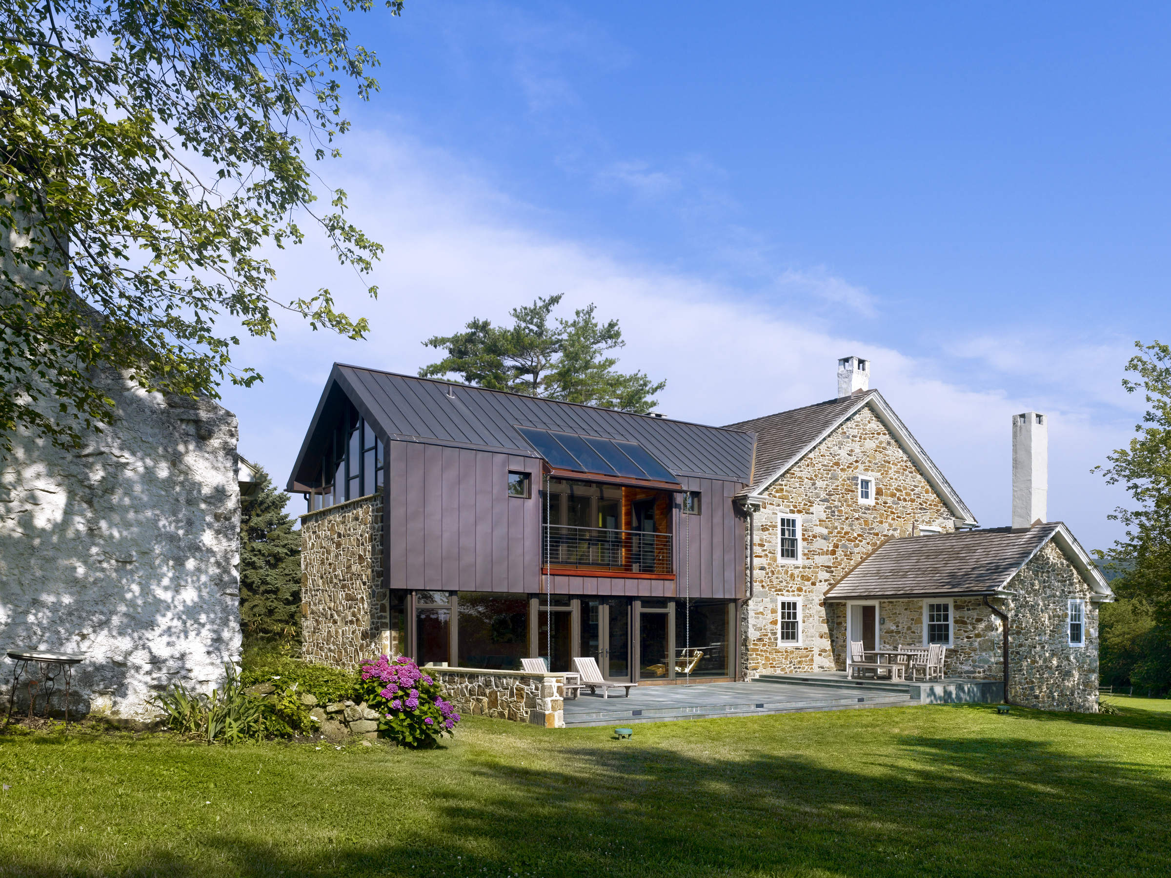 Ферма дома. Барнхауз-Стоун. Барнхаус усадьба. Barn House каменный. Деревенский дом Лейквуд в США.