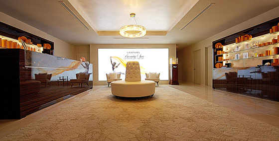 L-Raphael / The Four Seasons Hotel