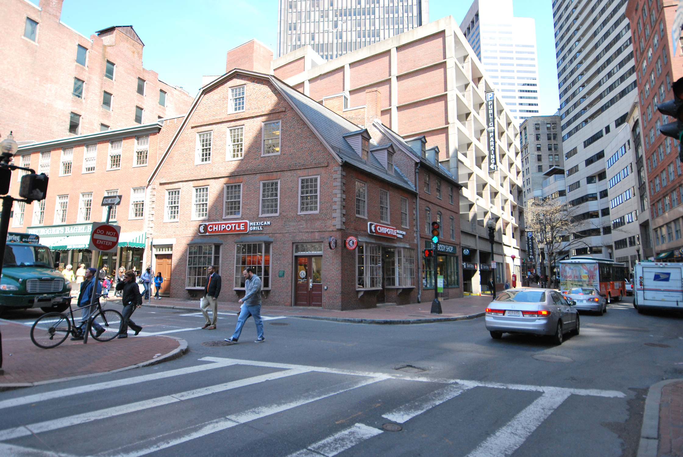 Idea 923692 Chipotle Mexican Grill by BKA Architects, Inc. in Boston