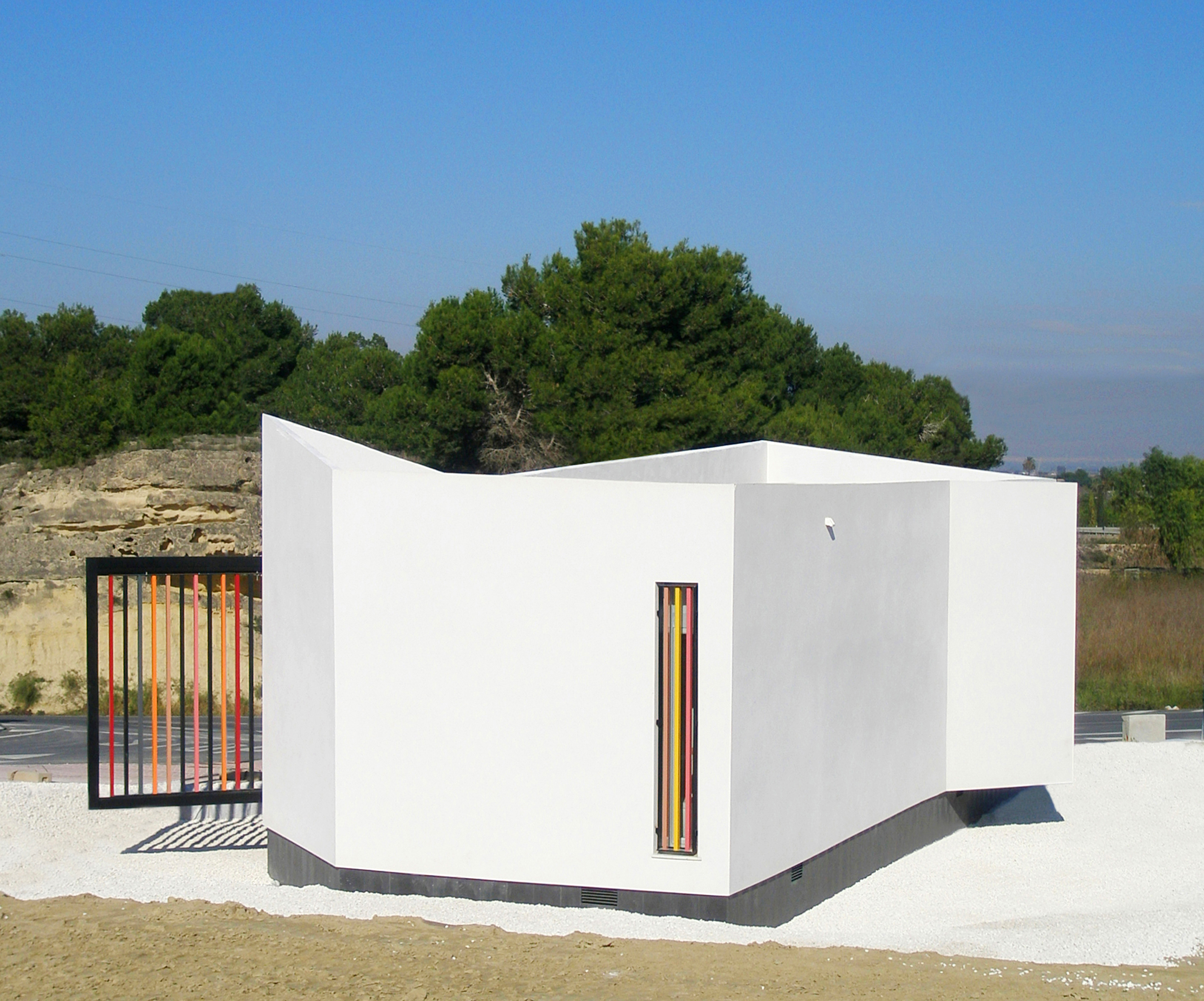 Sales and Management Office for "Sol de Rojales" Housing Development by Esculpir el Aire / José