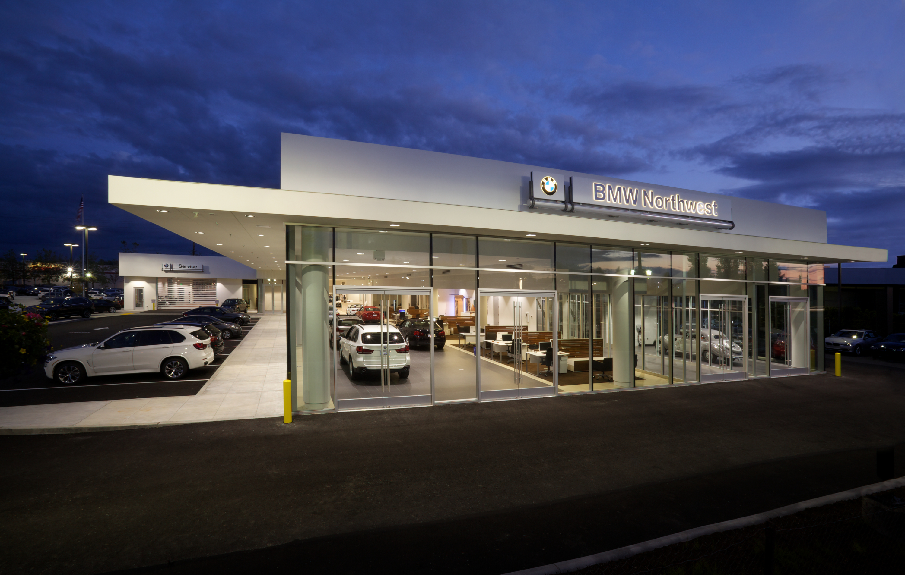 BMW NORTHWEST by HELIX DESIGN GROUP - Architizer
