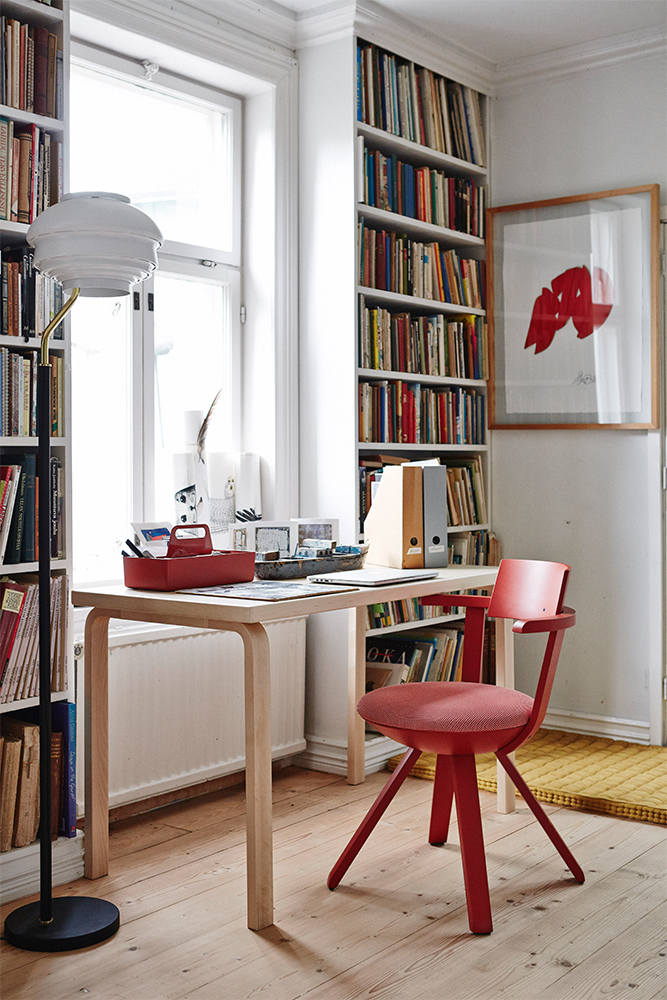 KG002 Rival Chair - High Back