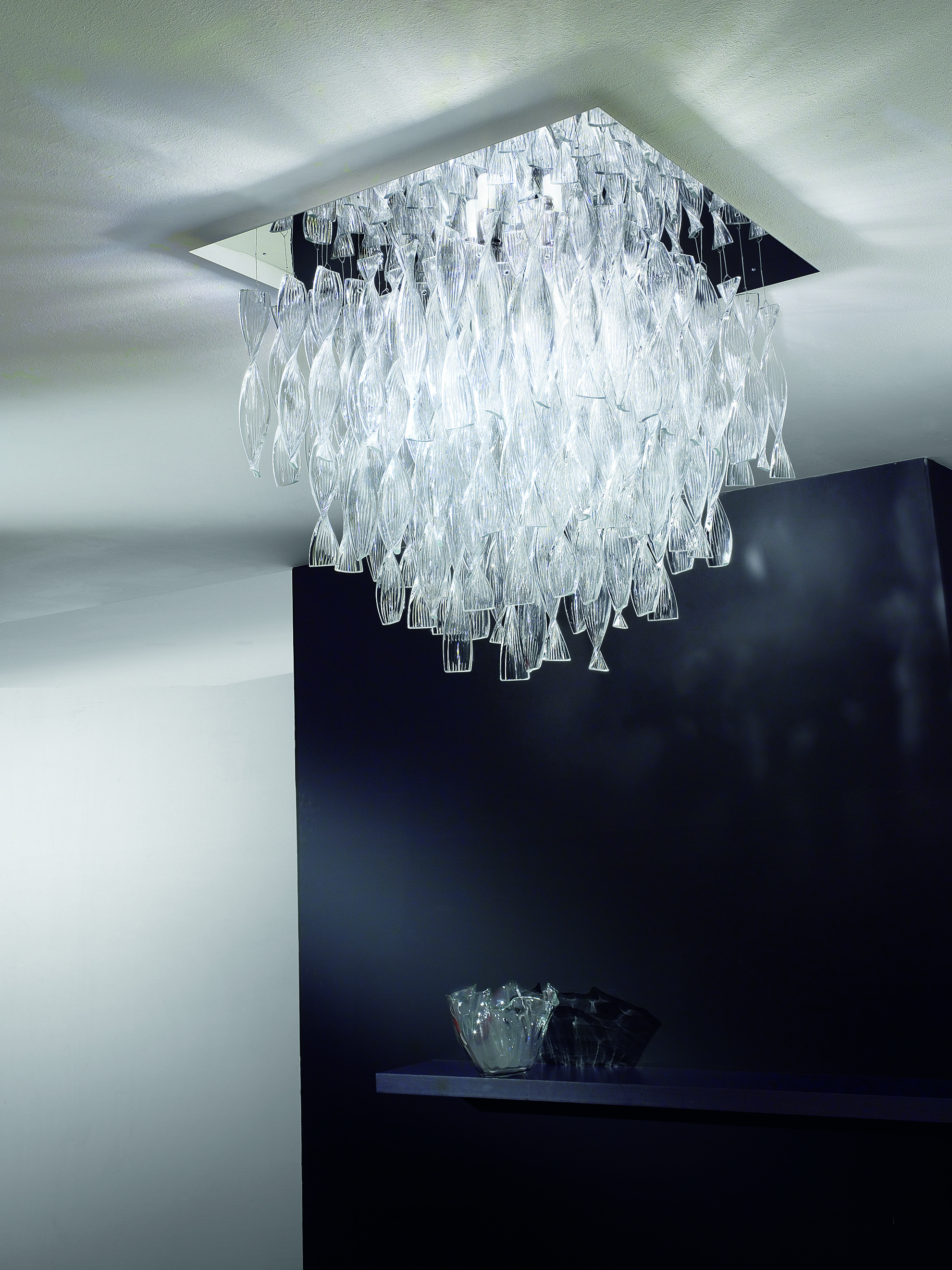 avir / aura collection